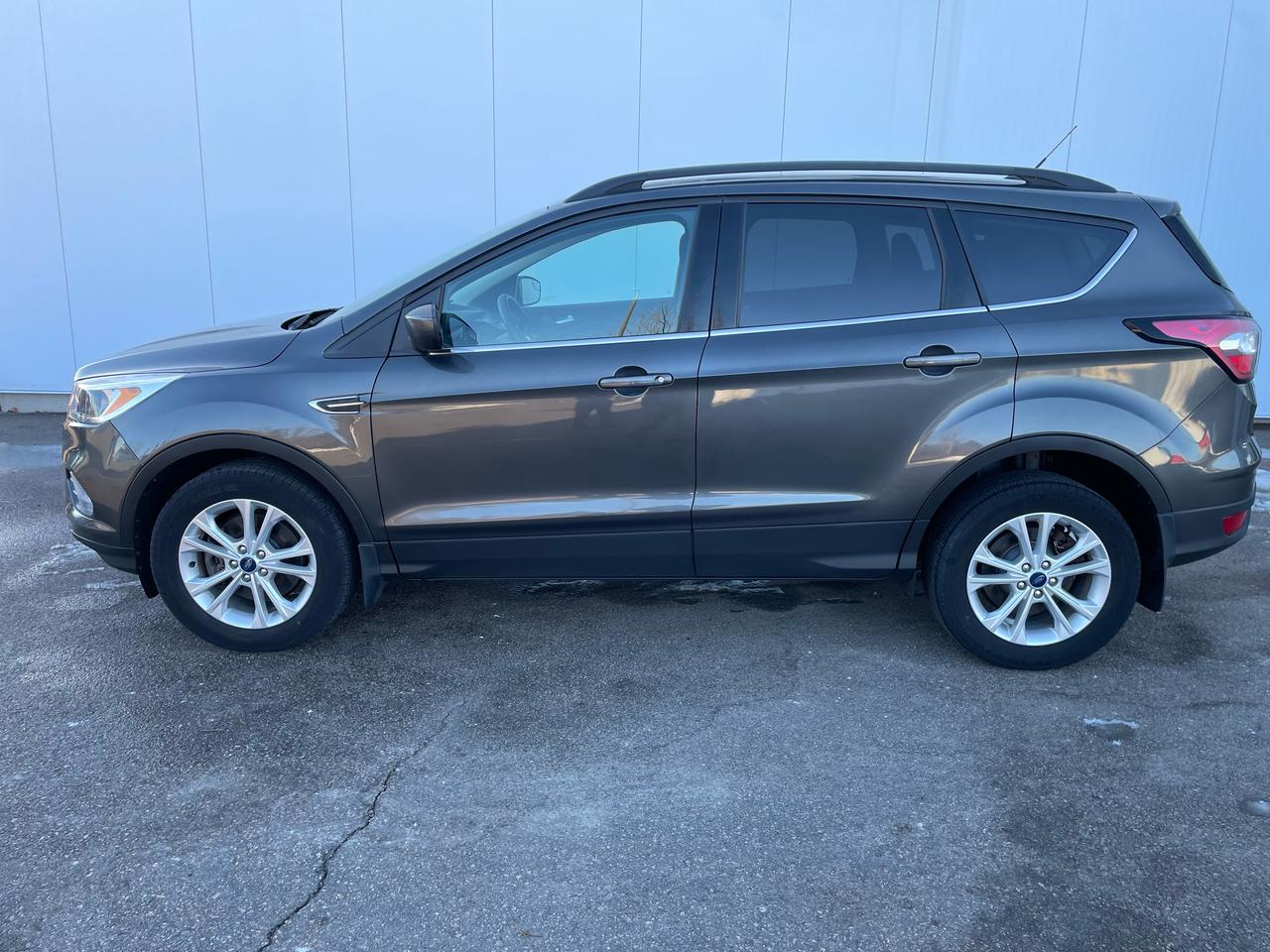 2018 Ford Escape SE Photo