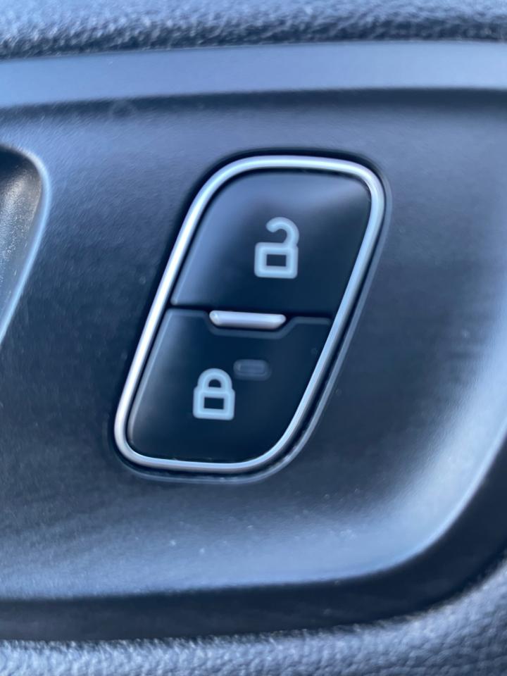 2018 Ford Escape SE Photo