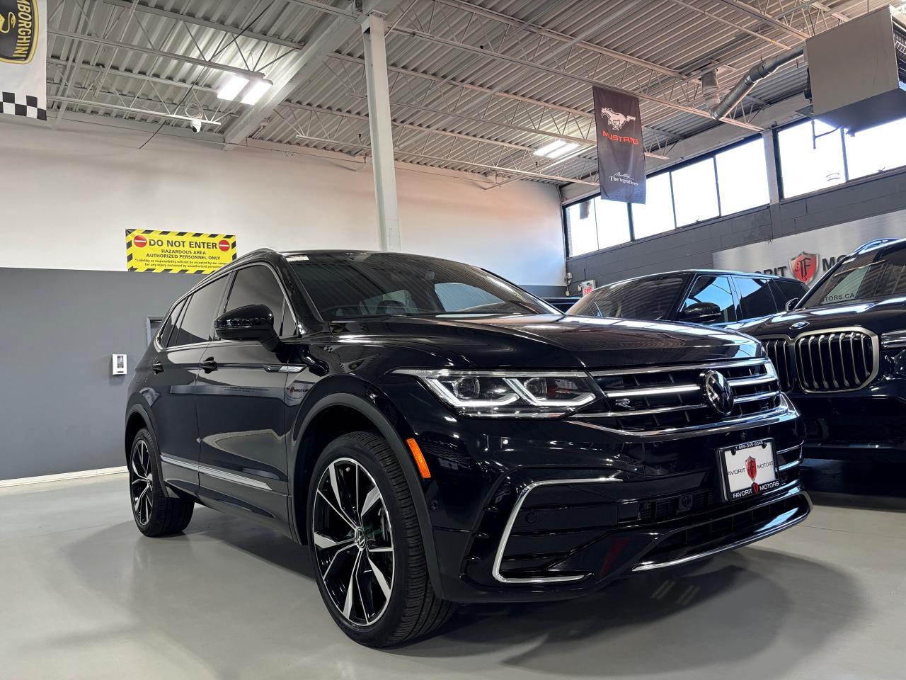 2024 Volkswagen Tiguan Highline R-Line|4MOTION|NAV|FENDERAUDIO|AMBIENT|++ - Photo #2