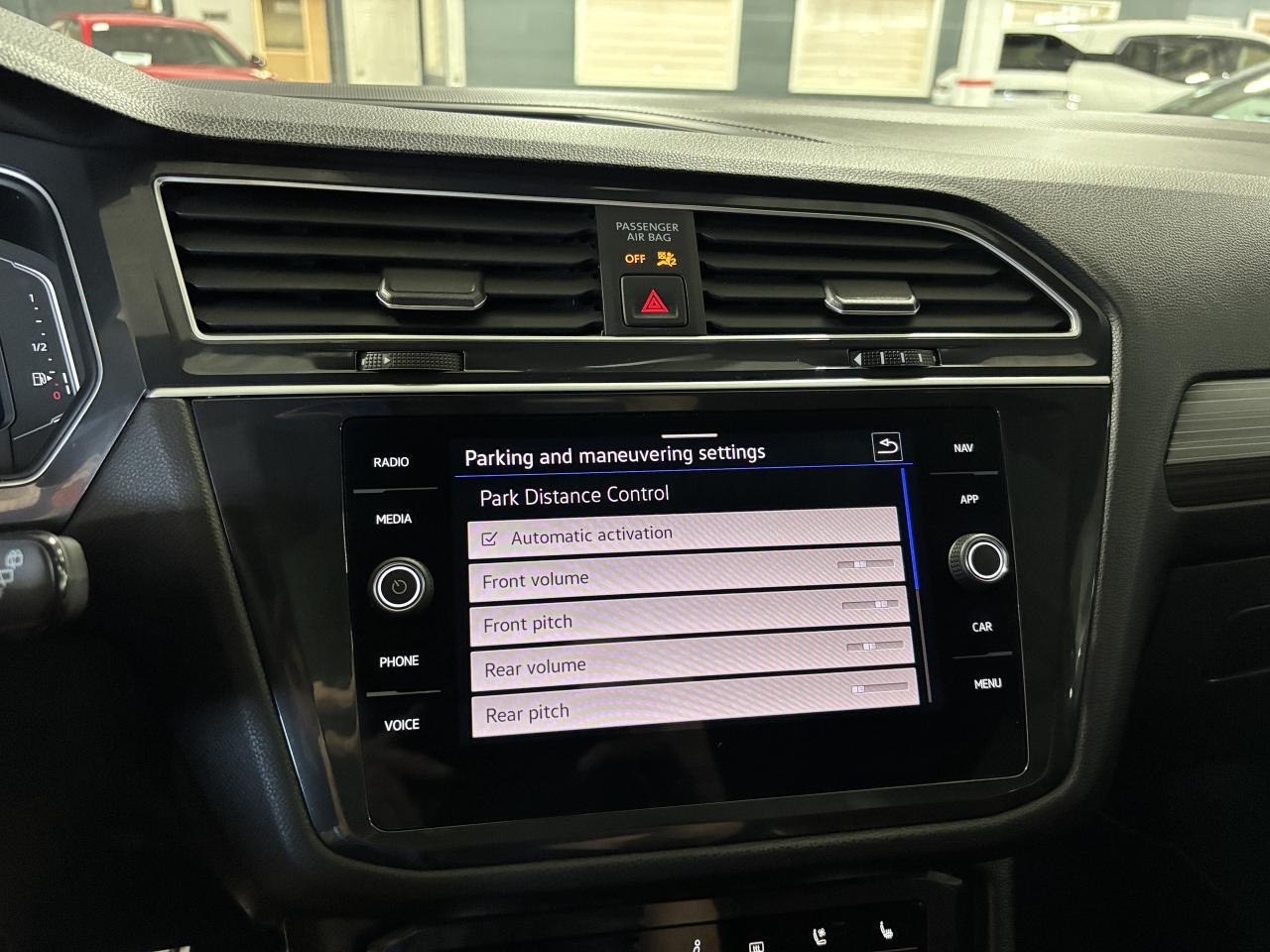 2024 Volkswagen Tiguan Highline R-Line|4MOTION|NAV|FENDERAUDIO|AMBIENT|++ - Photo #26