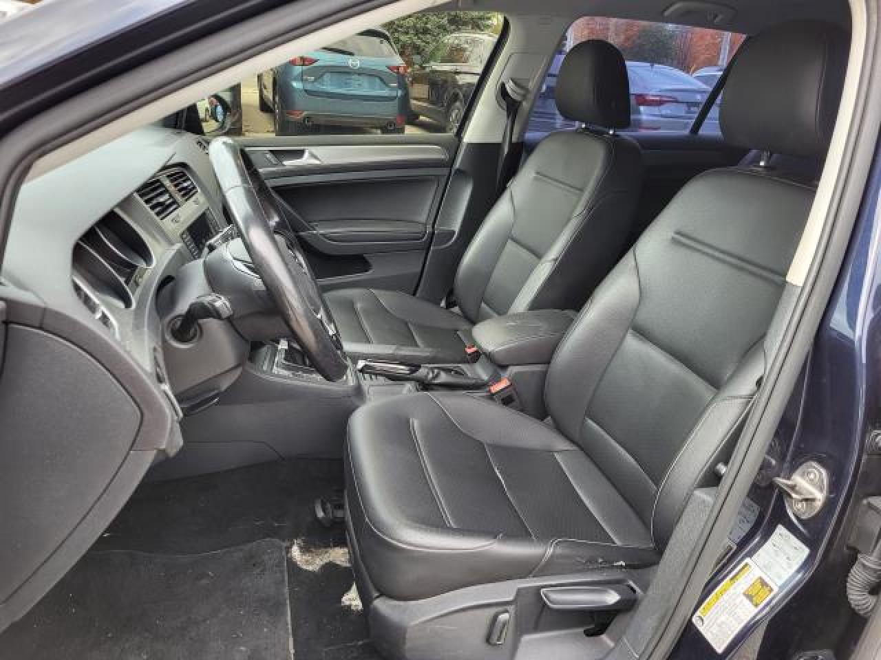 2017 Volkswagen Golf COMFORTLINE Photo9