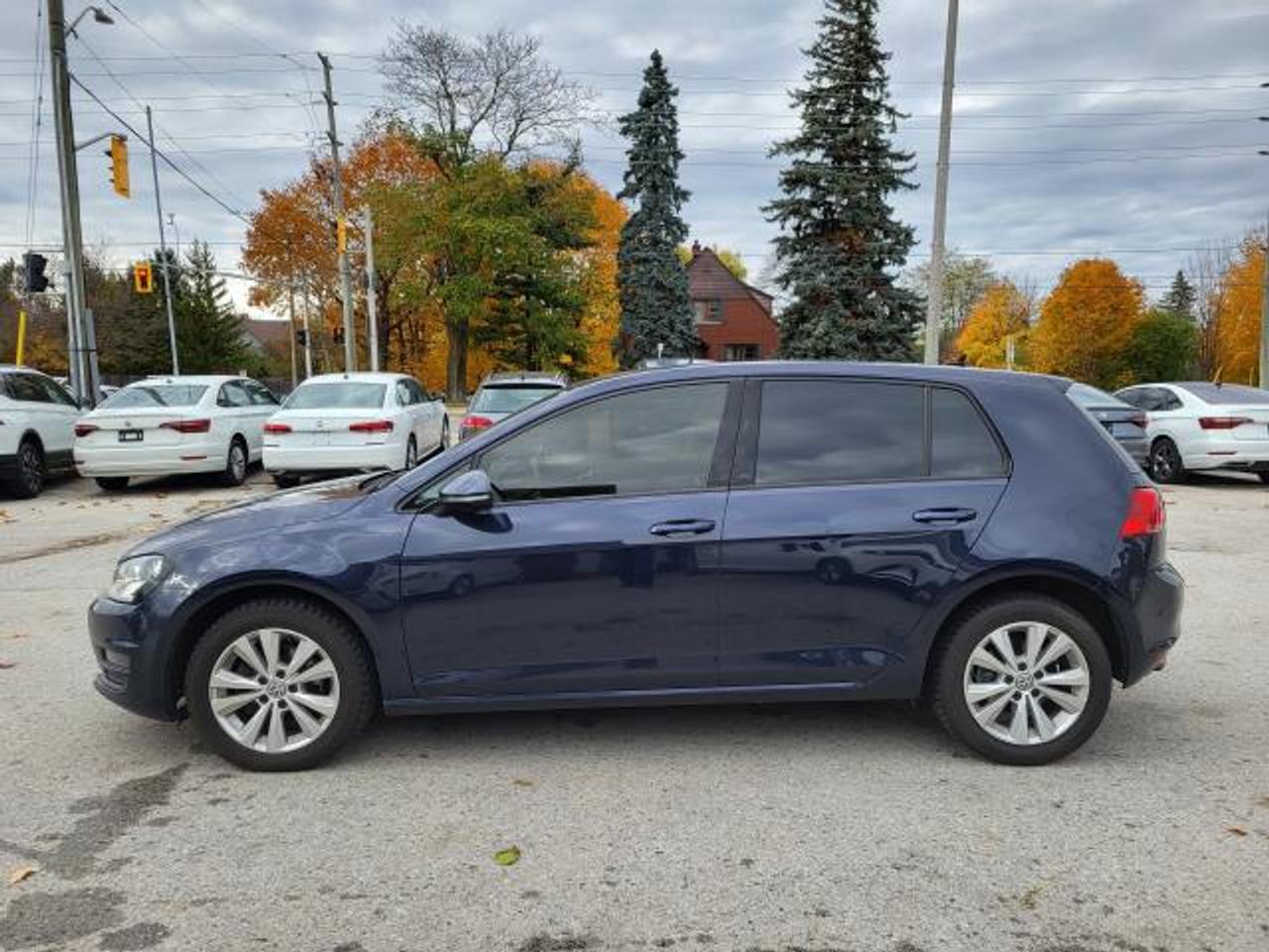 2017 Volkswagen Golf COMFORTLINE Photo