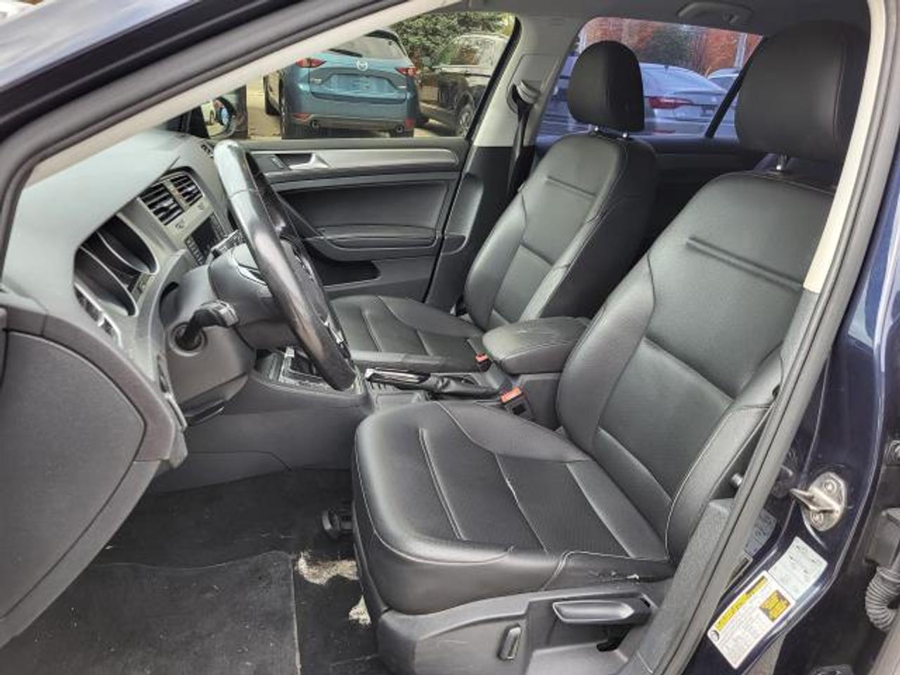 2017 Volkswagen Golf COMFORTLINE Photo