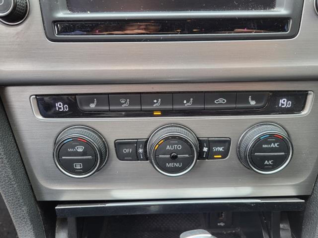 2017 Volkswagen Golf COMFORTLINE Photo