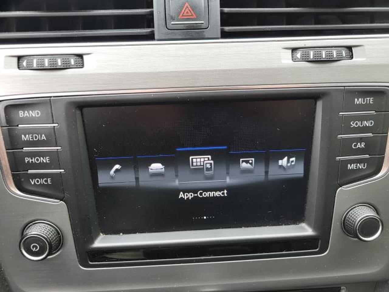 2017 Volkswagen Golf COMFORTLINE Photo