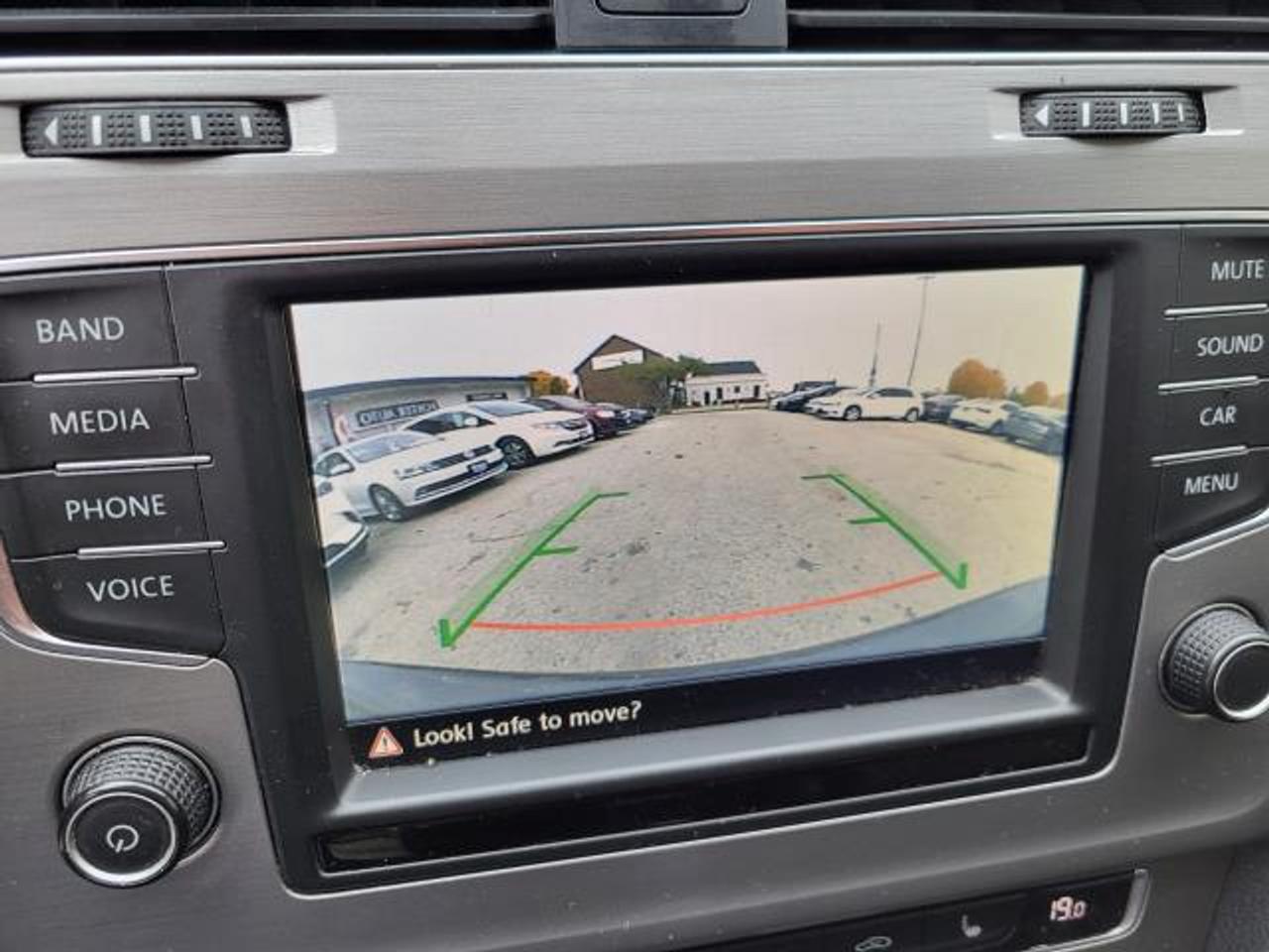 2017 Volkswagen Golf COMFORTLINE Photo