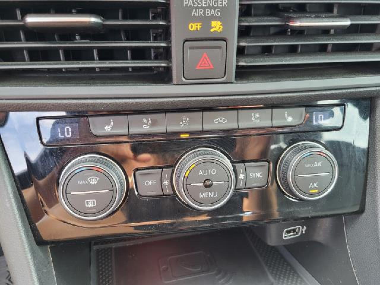 2020 Volkswagen Jetta GLI Photo