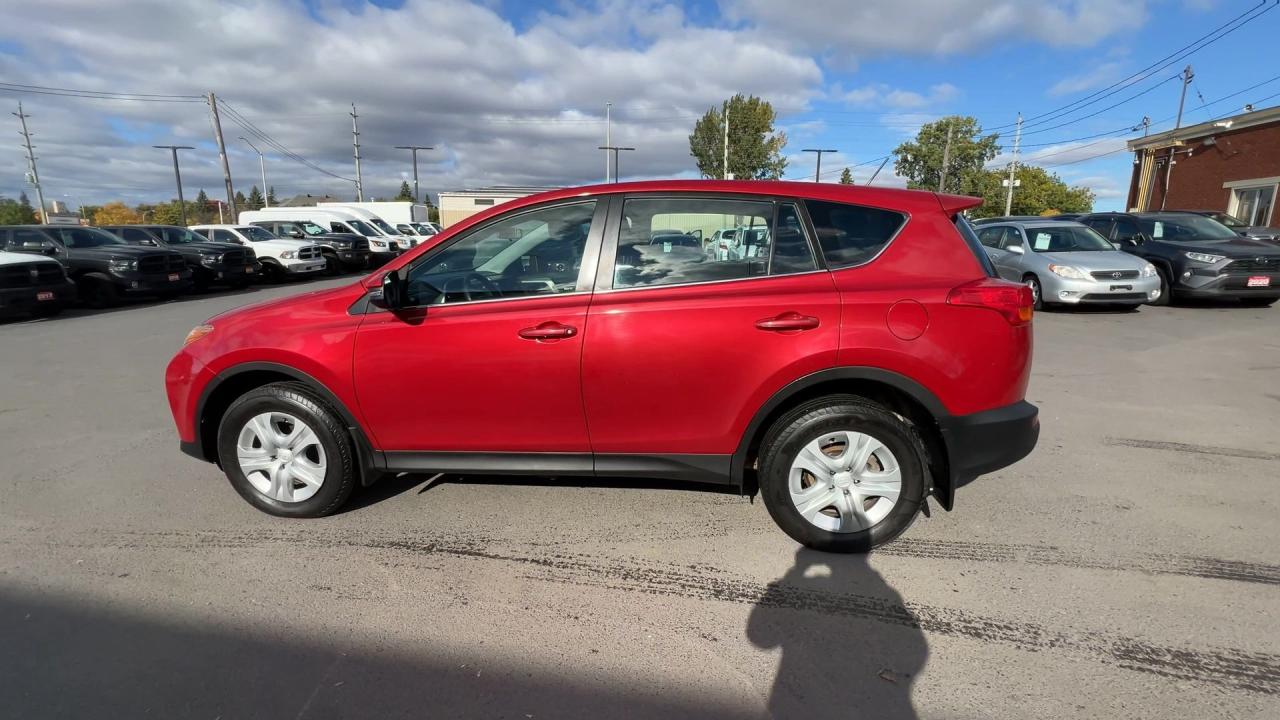2015 Toyota RAV4 AWD | CERTIFIED! | BLUETOOTH | KEYLESS ENTRY | A/C Photo4