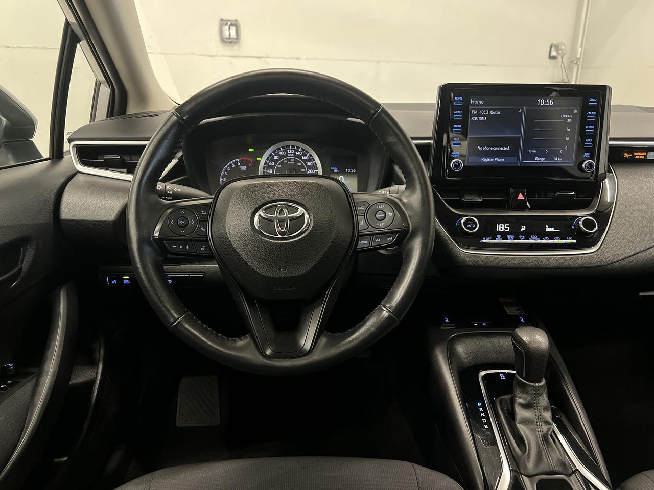 2022 Toyota Corolla LE UPGRADE |SUNROOF | ALLOYS | CARPLAY | HTD SEATS Photo