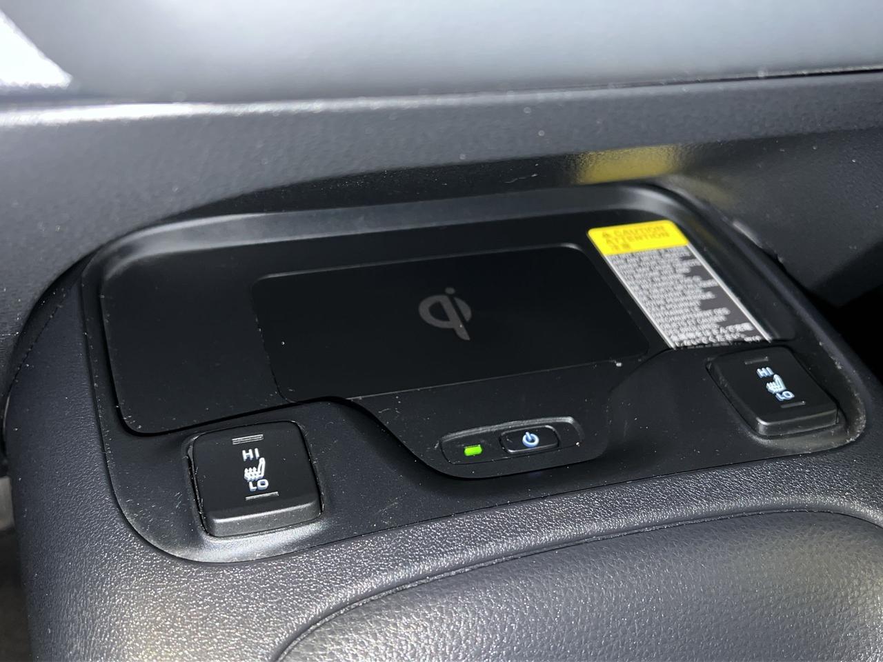 2022 Toyota Corolla LE UPGRADE |SUNROOF | ALLOYS | CARPLAY | HTD SEATS Photo