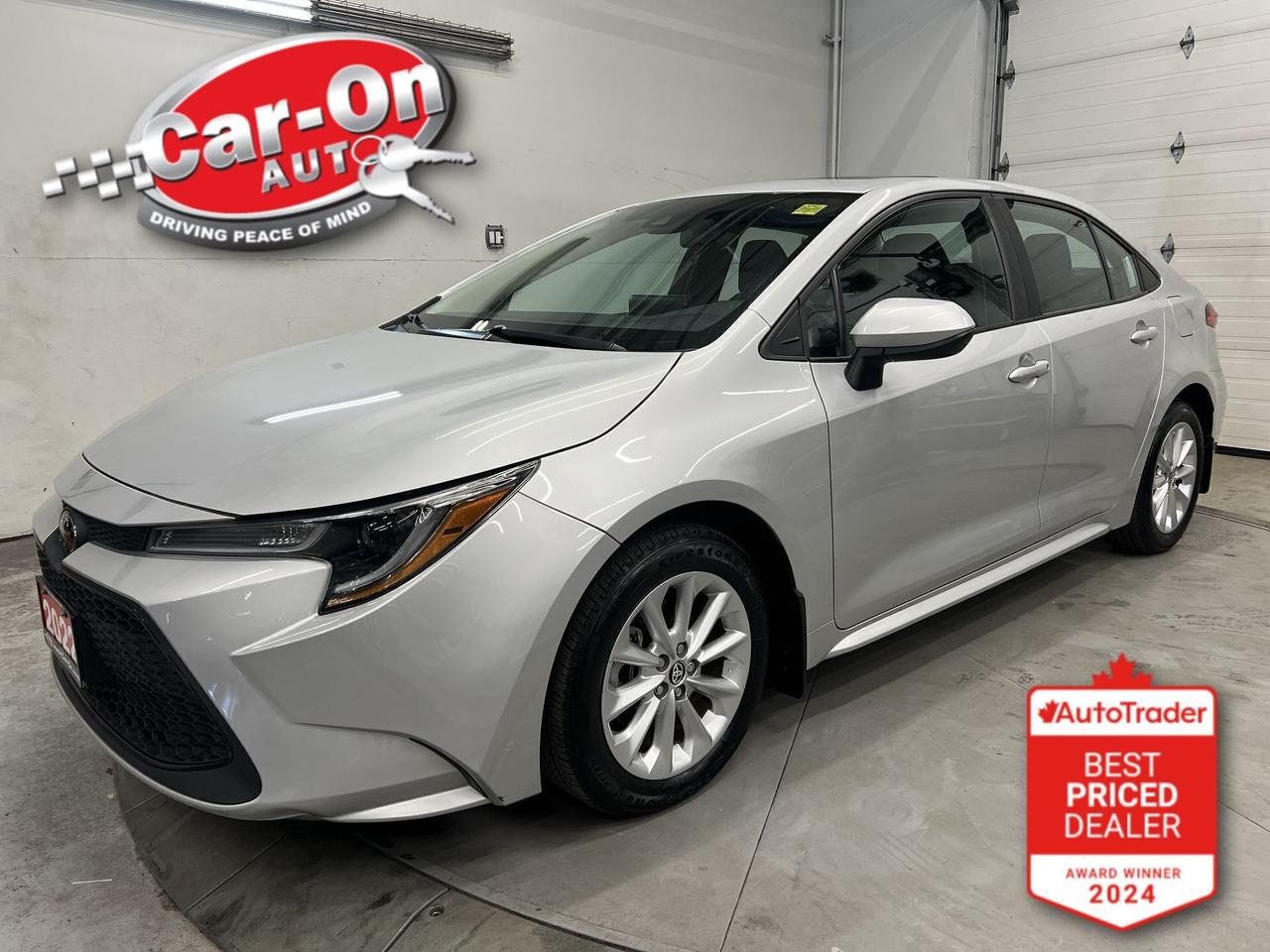 2022 Toyota Corolla LE UPGRADE |SUNROOF | ALLOYS | CARPLAY | HTD SEATS Photo0