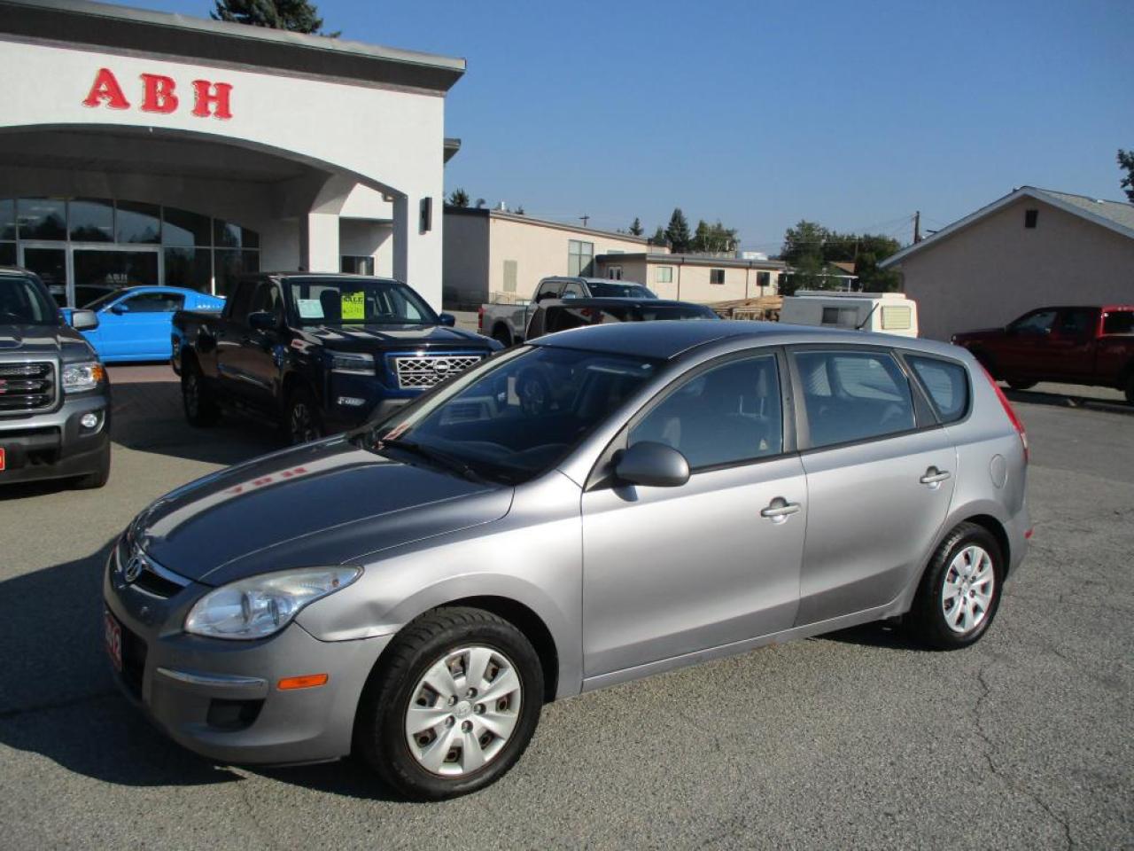 2012 Hyundai Elantra Touring GLS HATCHBACK Photo0