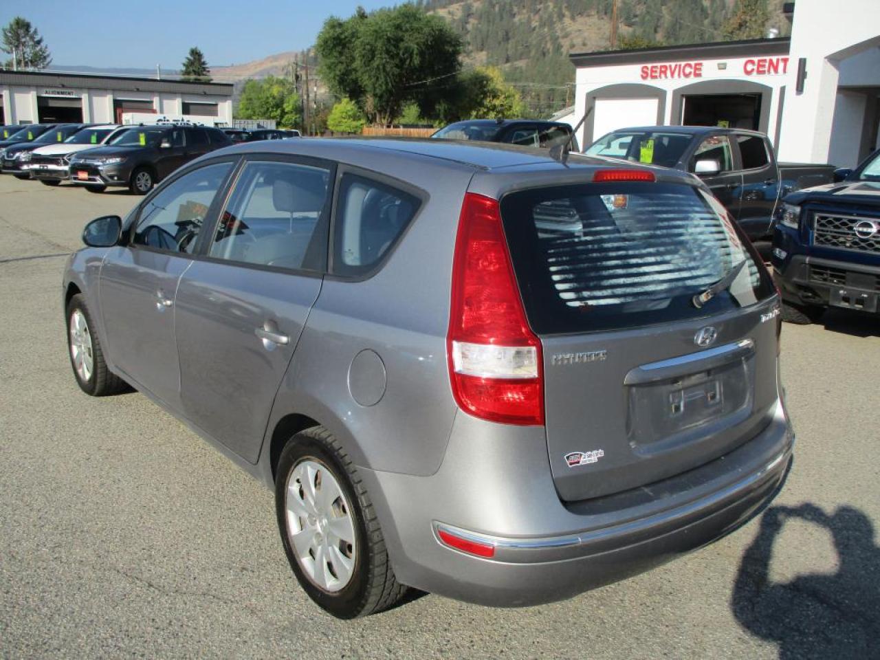 2012 Hyundai Elantra Touring GLS HATCHBACK - Photo #6