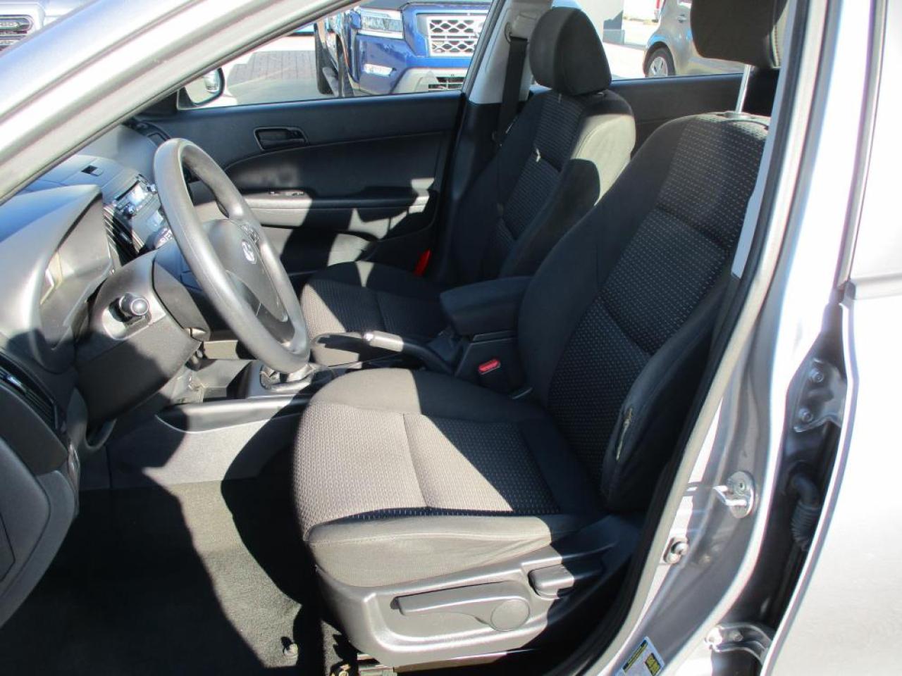 2012 Hyundai Elantra Touring GLS HATCHBACK Photo10