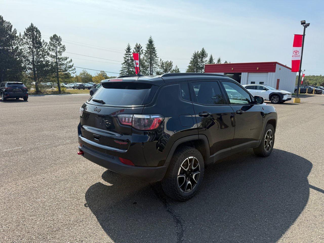 2024 Jeep Compass Trailhawk Photo4