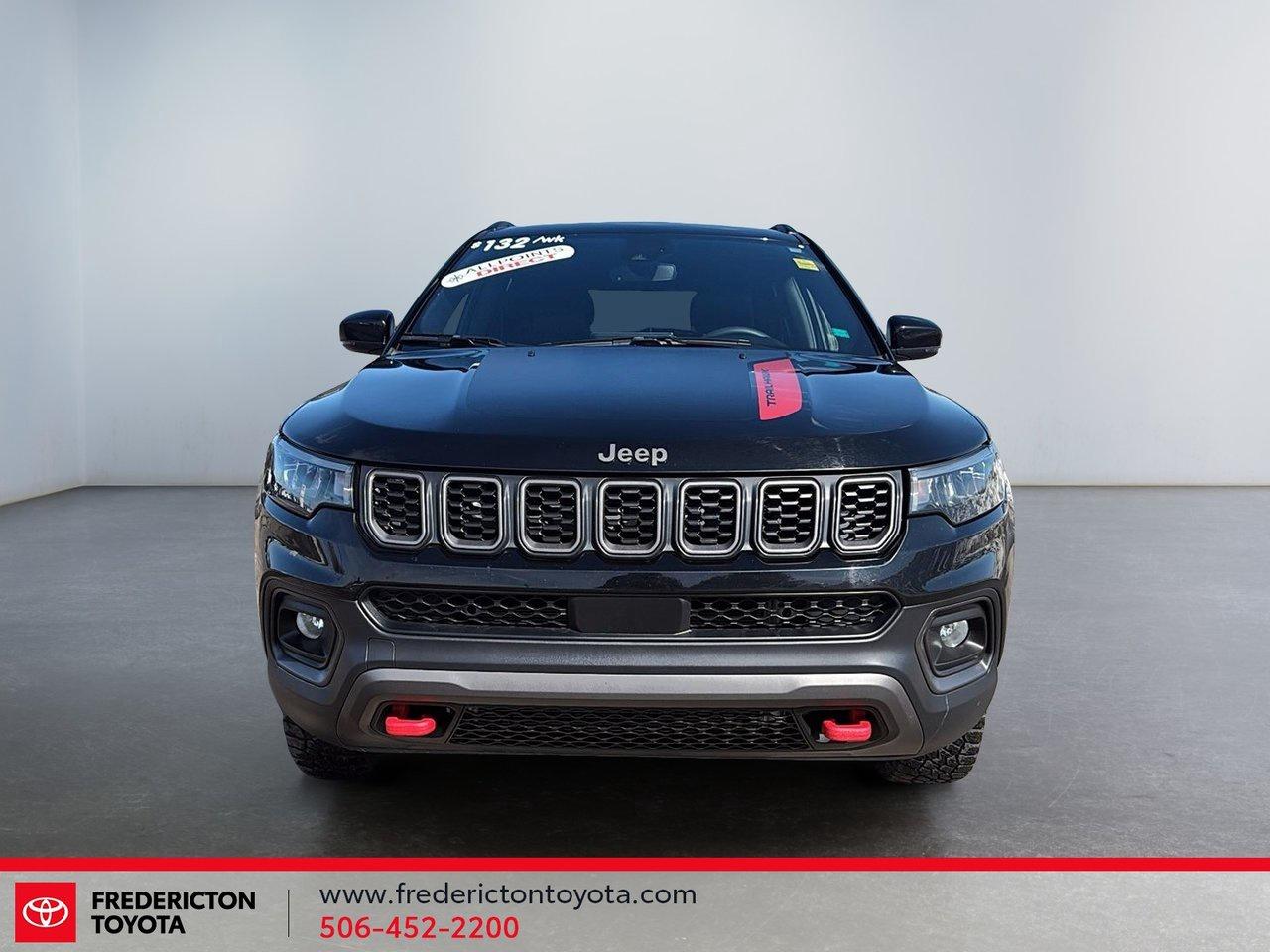 2024 Jeep Compass Trailhawk Photo1