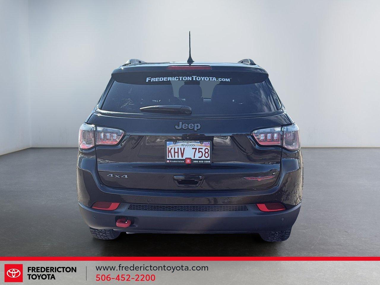 2024 Jeep Compass Trailhawk Photo