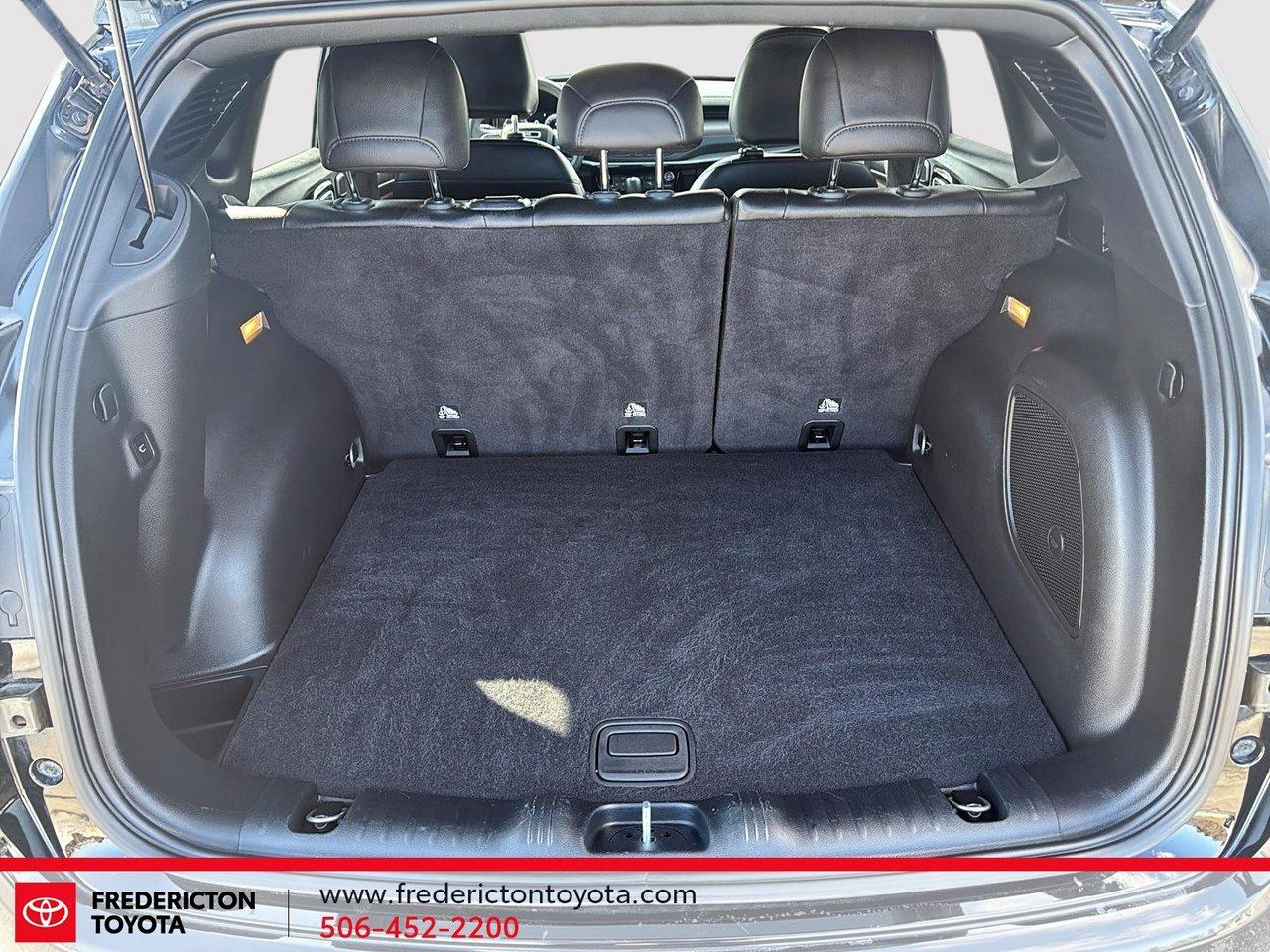 2024 Jeep Compass Trailhawk Photo