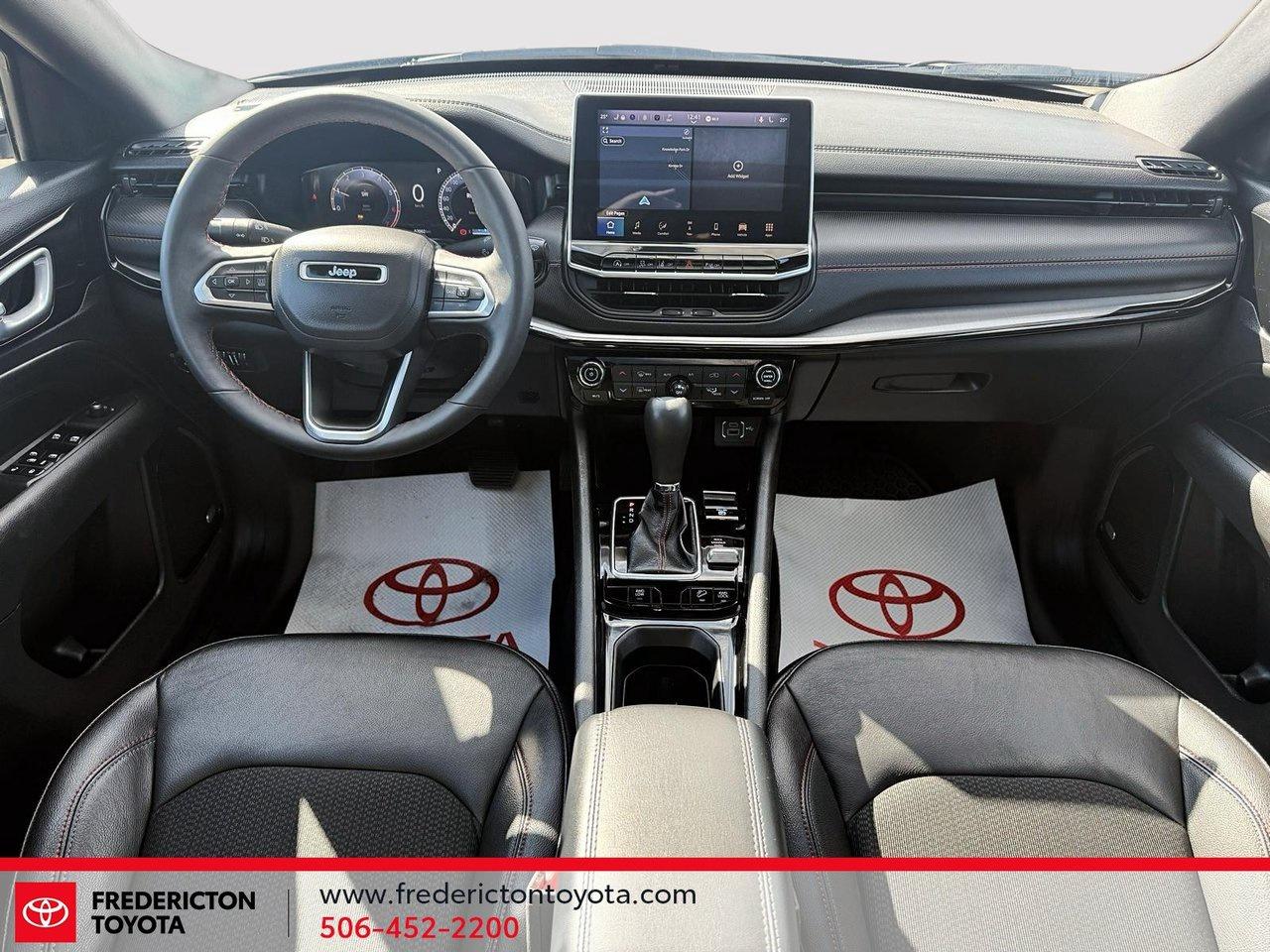 2024 Jeep Compass Trailhawk Photo