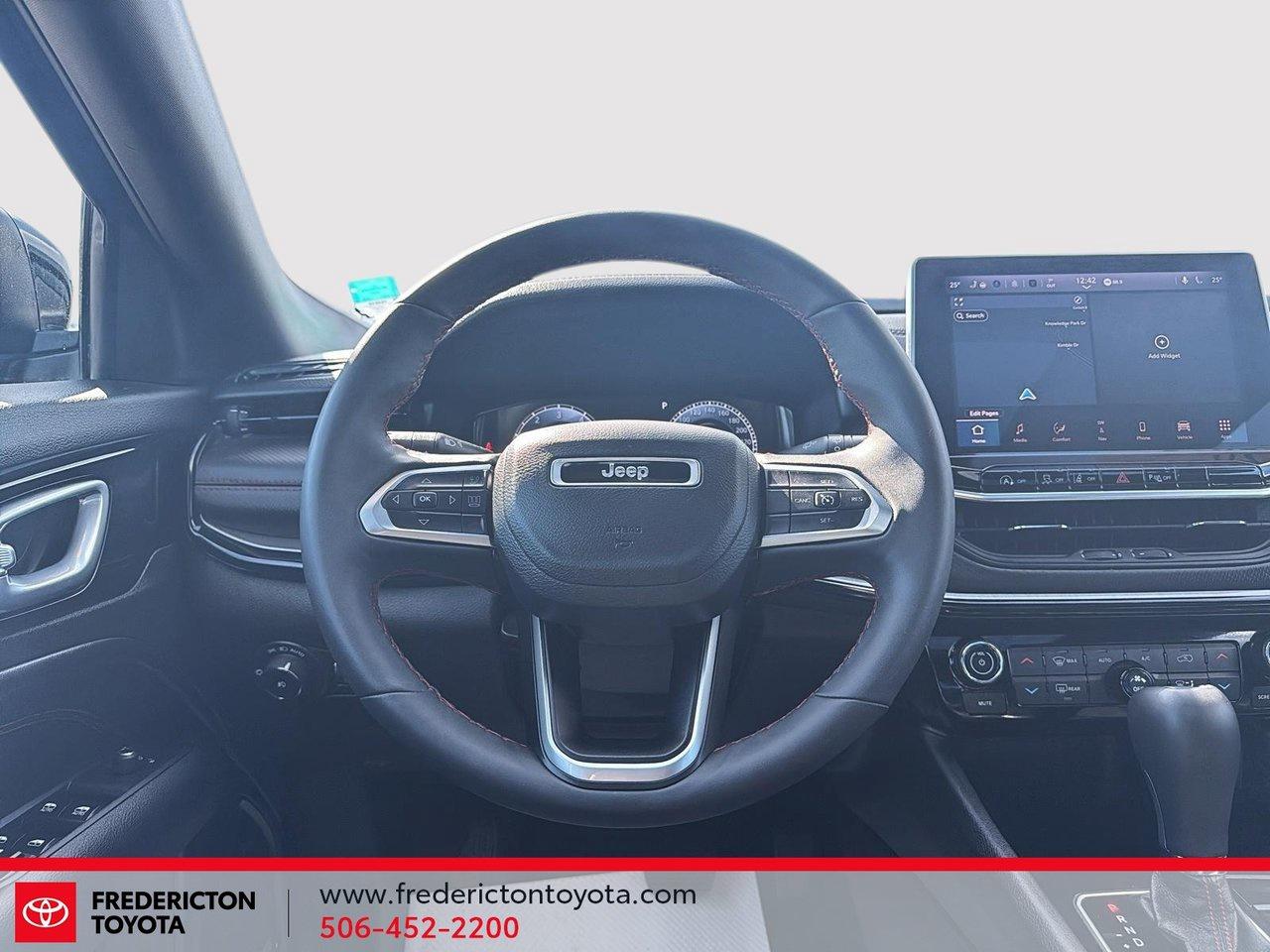 2024 Jeep Compass Trailhawk Photo