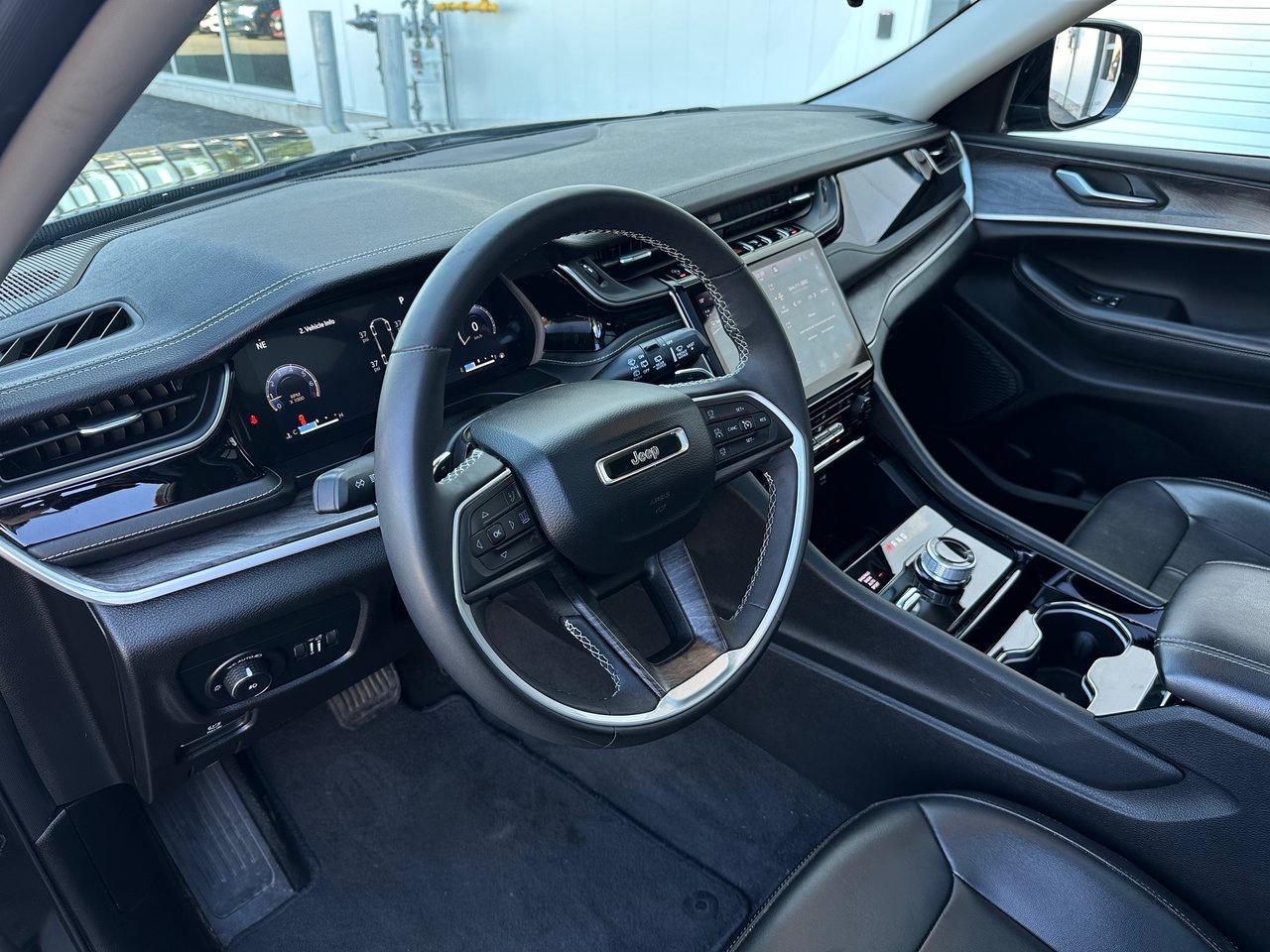 2023 Jeep Grand Cherokee L Limited Photo