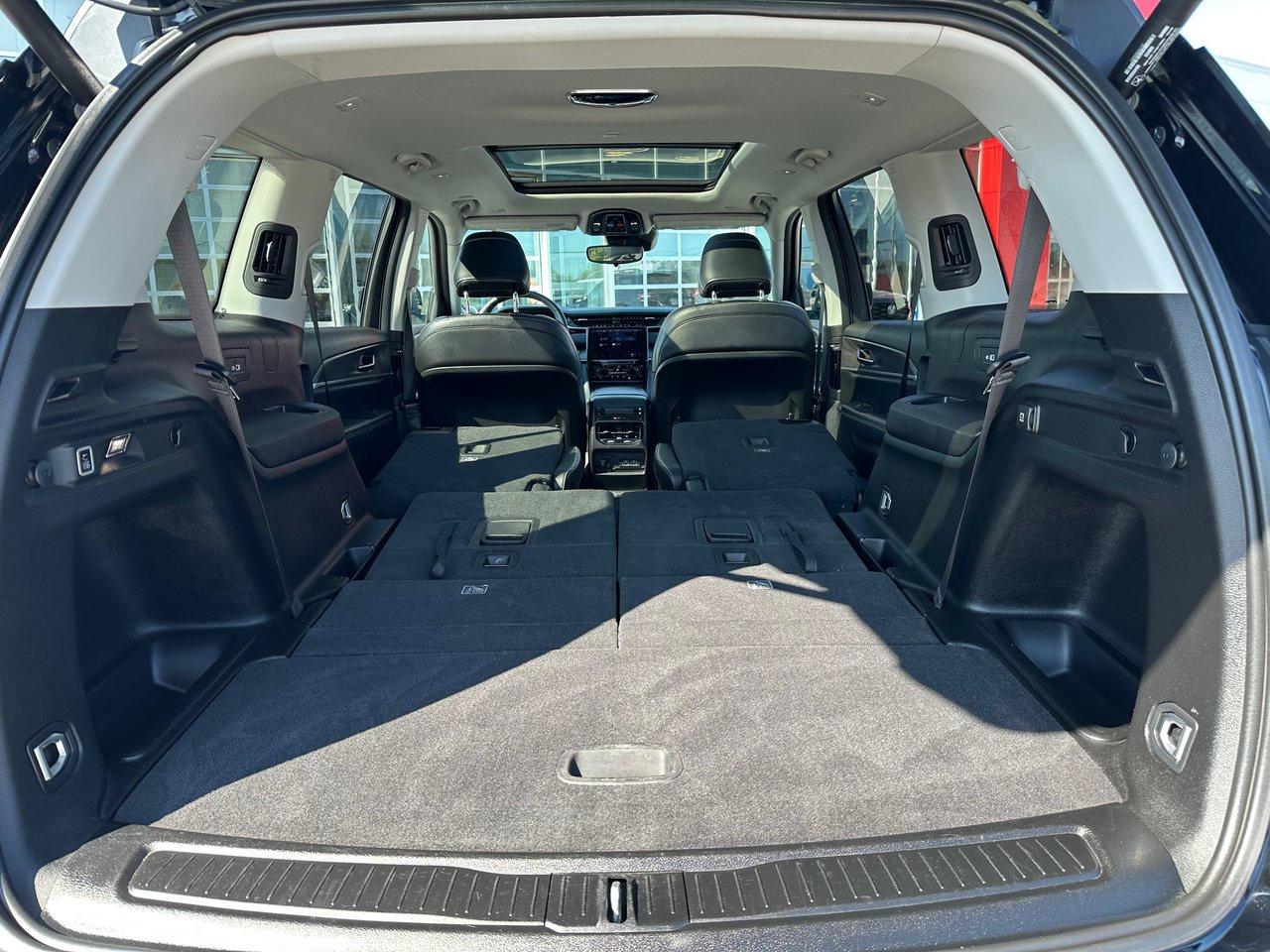 2023 Jeep Grand Cherokee L Limited Photo