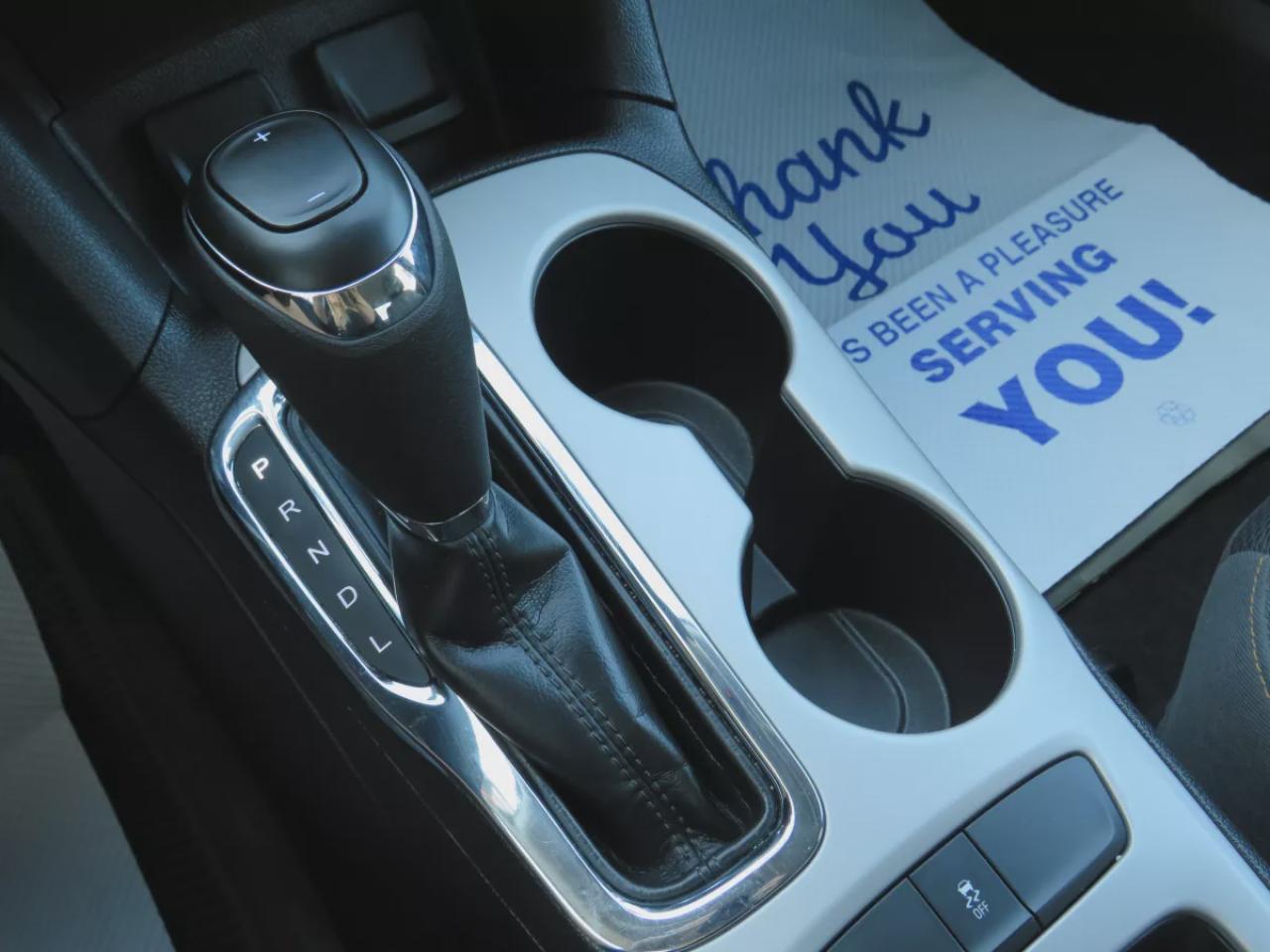 2017 Chevrolet Cruze LS (**VERY LOW KM!!**ONE OWNER!!**CLEAN TITLE/NO ACCIDENTS!!**SAFETY/CERTIFIED!!**AUTOMATIC**A/C**POWER DOORS/LOOCKS**REVERSE CAMERA** DIGITAL TOUCHSCREEN**CRUISE CONTROL**BLUETOOTH**) Photo