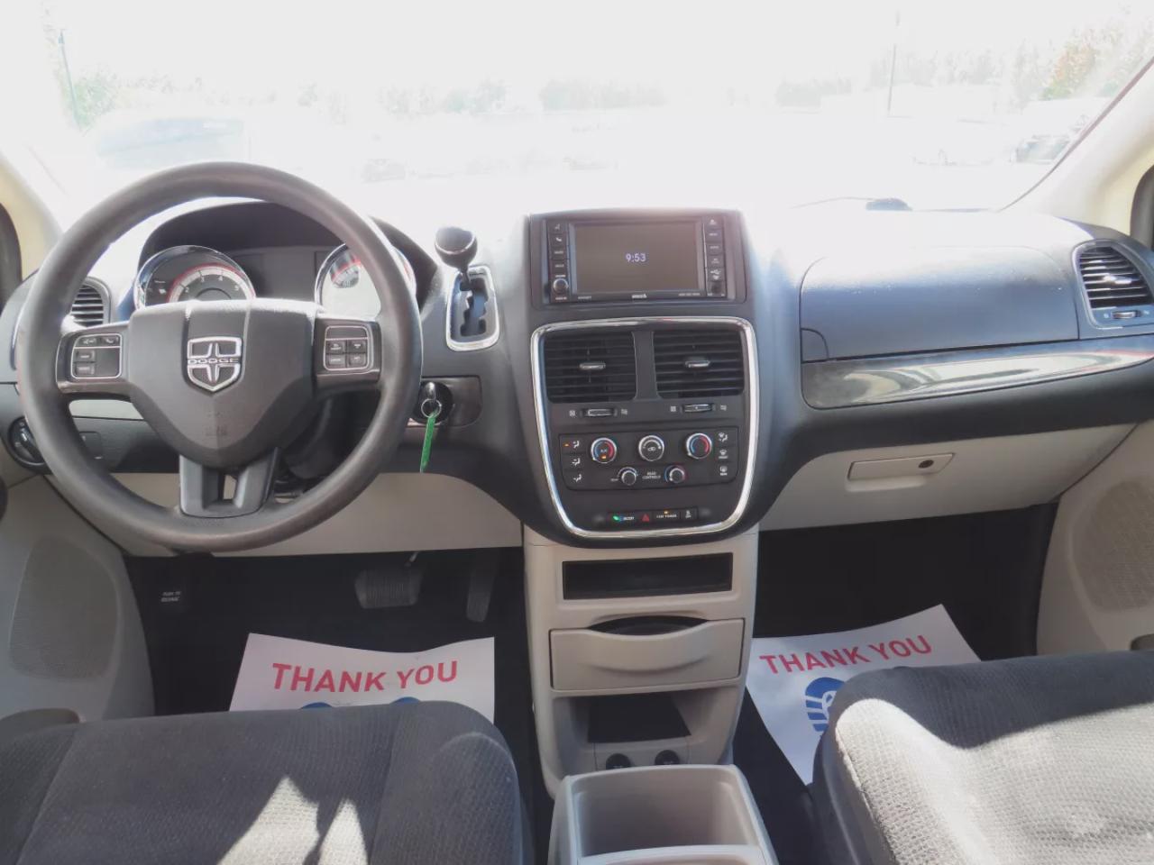 2019 Dodge Grand Caravan SXT (**SAFETY/CERTIFIED!!**7 PASSENGER!!**DVD ENTERTAINMENT SYSTEM!!**TINTS**ALLOY RIMS**STOW&GO SEATING**DIGITAL TOUCHSCREEN**REVERSE CAMERA**AUX**BLUETOOTH**CRUISE CONTROL**) Photo