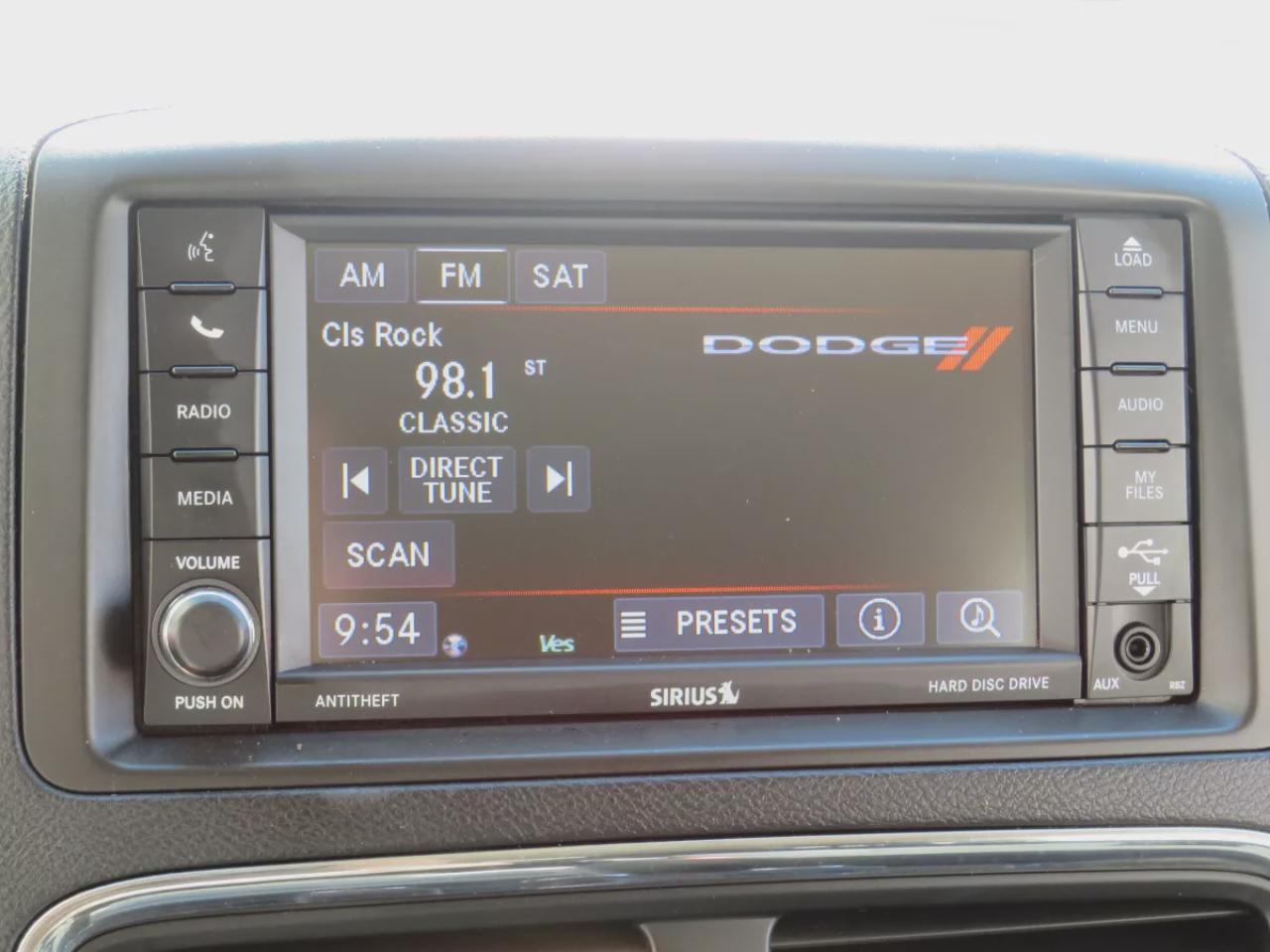 2019 Dodge Grand Caravan SXT (**SAFETY/CERTIFIED!!**7 PASSENGER!!**DVD ENTERTAINMENT SYSTEM!!**TINTS**ALLOY RIMS**STOW&GO SEATING**DIGITAL TOUCHSCREEN**REVERSE CAMERA**AUX**BLUETOOTH**CRUISE CONTROL**) Photo