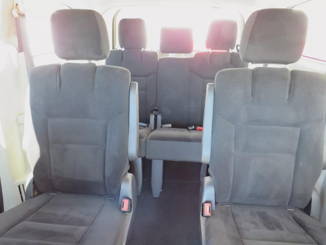 2019 Dodge Grand Caravan SXT  | Safety Certified | 7 Passenger | DVD Entertainment System | Tints | Alloy Rims | Stow&Go Seating | Digital Touchscreen | Reverse Camera | AUX | Bluetooth | Cruise Control Photo
