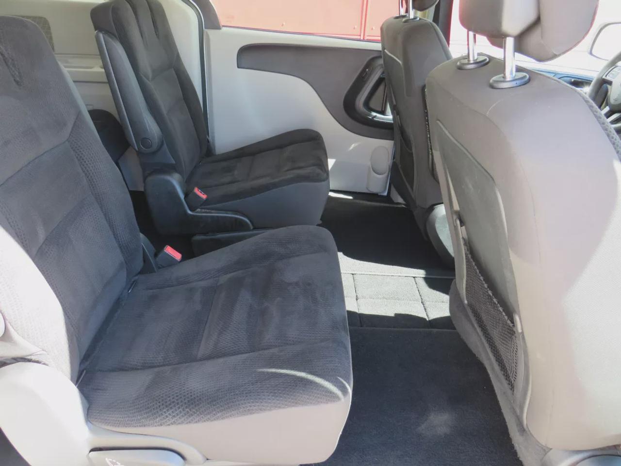 2019 Dodge Grand Caravan SXT  | Safety Certified | 7 Passenger | DVD Entertainment System | Tints | Alloy Rims | Stow&Go Seating | Digital Touchscreen | Reverse Camera | AUX | Bluetooth | Cruise Control Photo