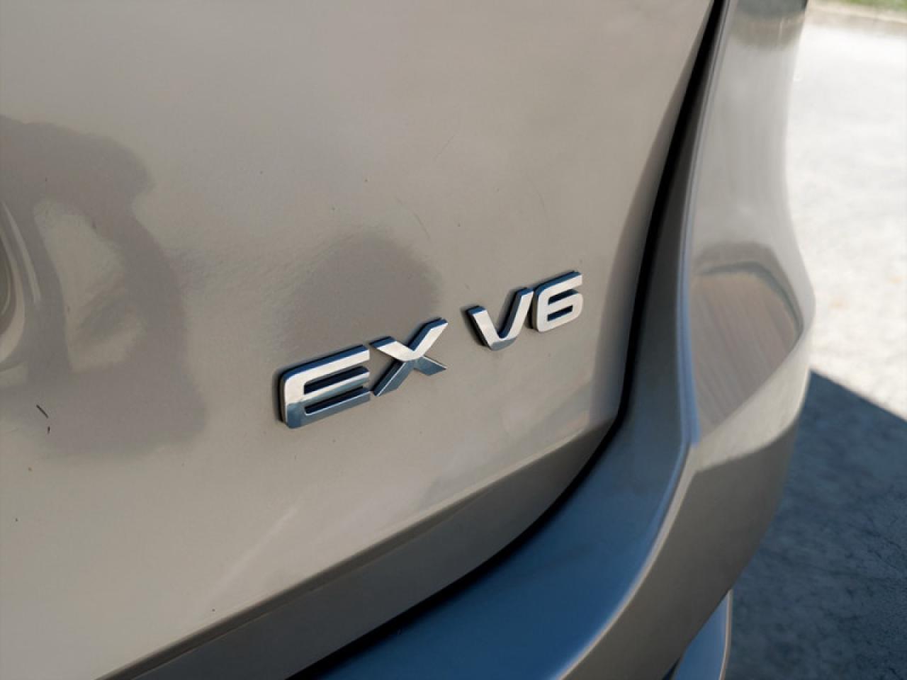 2019 Kia Sorento EX  **V6 ENGINE - 7 PASSENGER** Photo