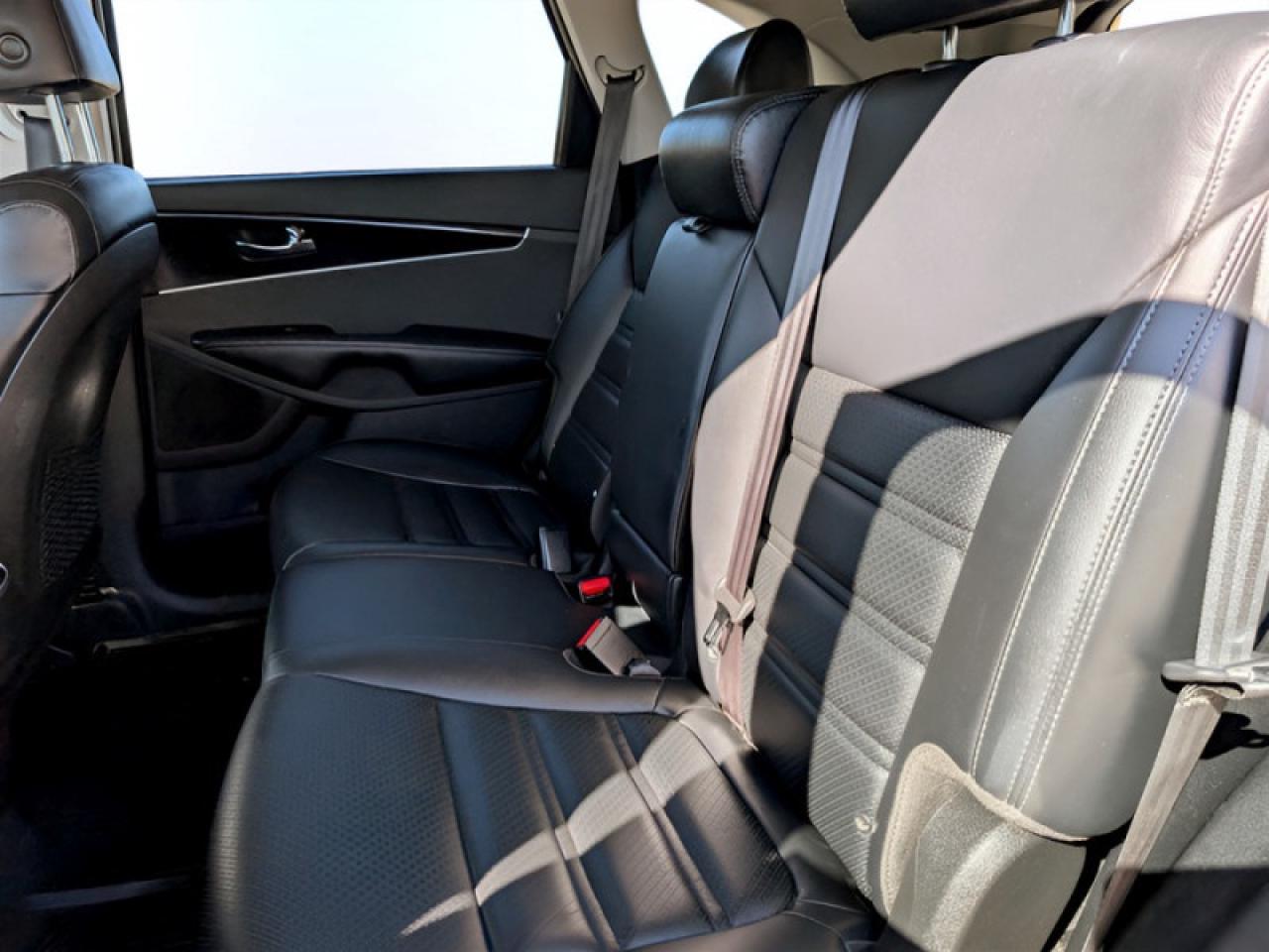 2019 Kia Sorento EX  **V6 ENGINE - 7 PASSENGER** Photo