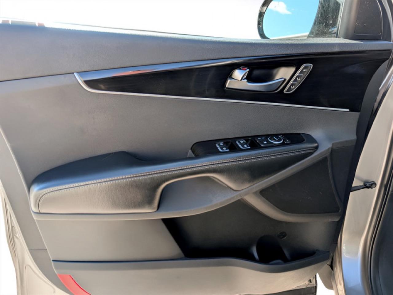 2019 Kia Sorento EX  **V6 ENGINE - 7 PASSENGER** Photo