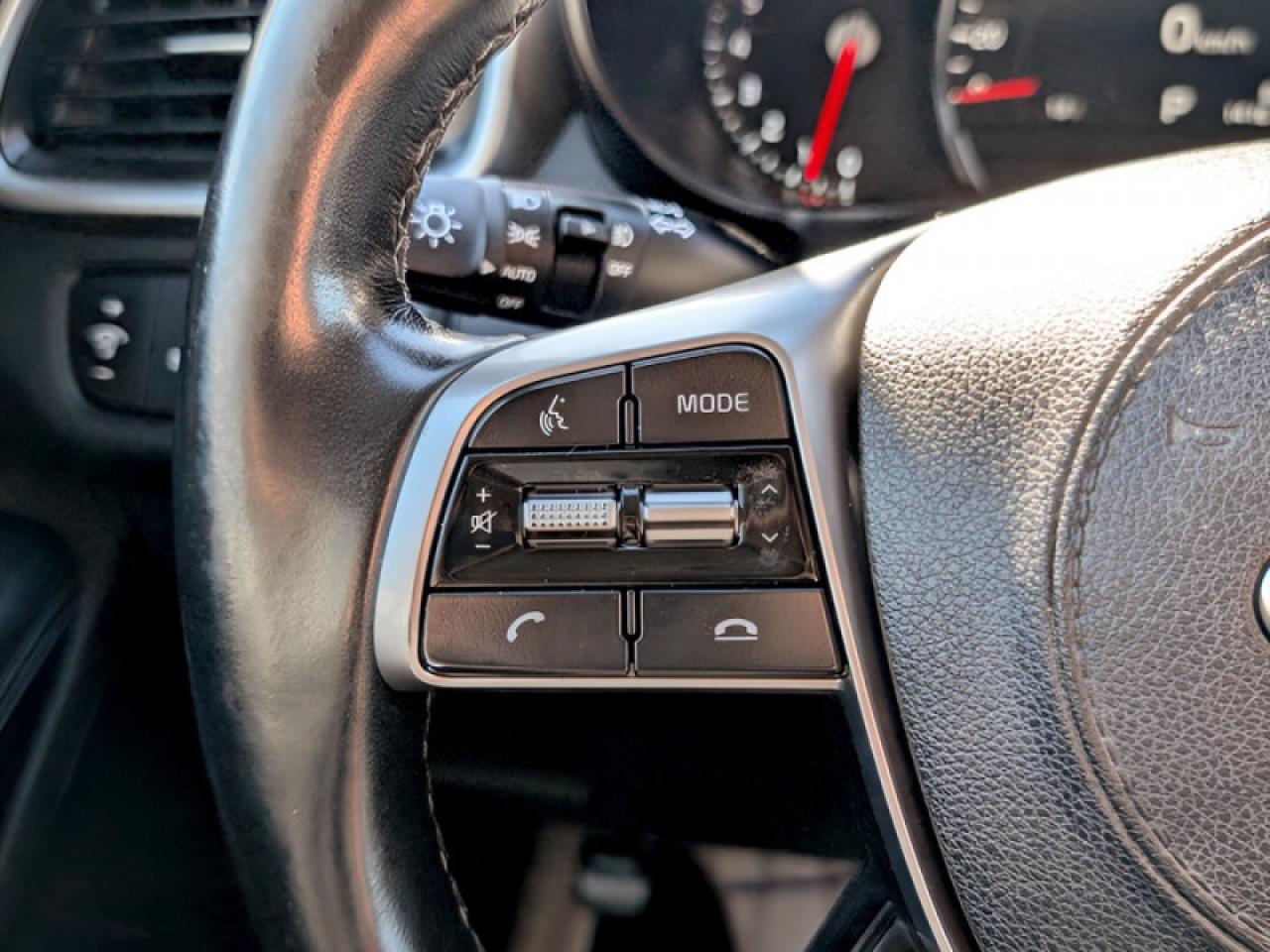 2019 Kia Sorento EX  **V6 ENGINE - 7 PASSENGER** Photo