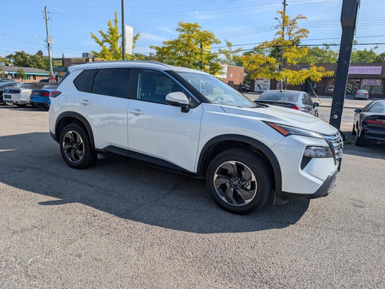 2024 Nissan Rogue SV Moonroof  **PANO ROOF - PWR GATE** Photo