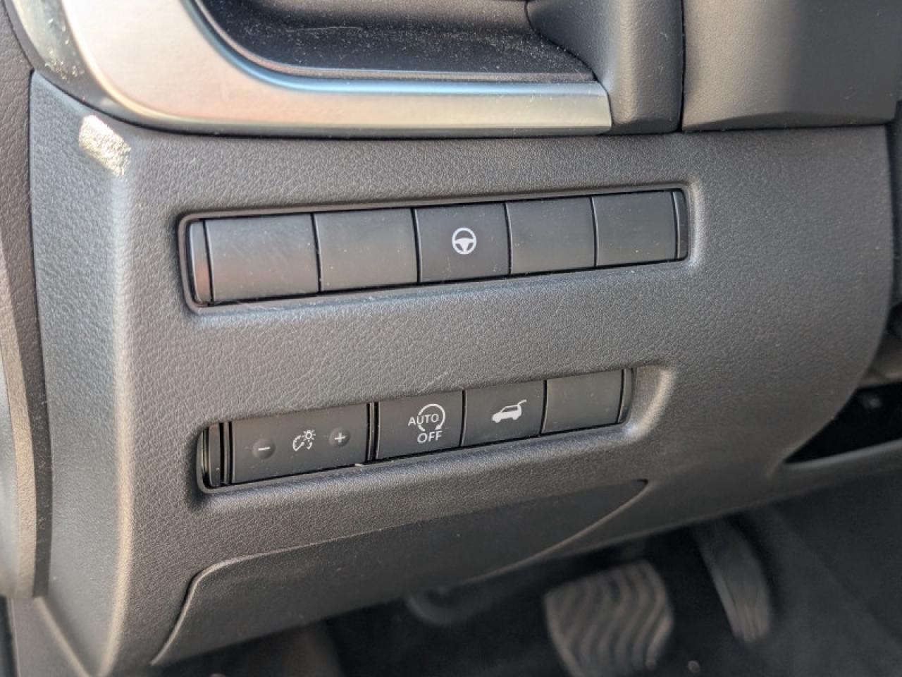 2024 Nissan Rogue SV Moonroof  **PANO ROOF - PWR GATE** Photo