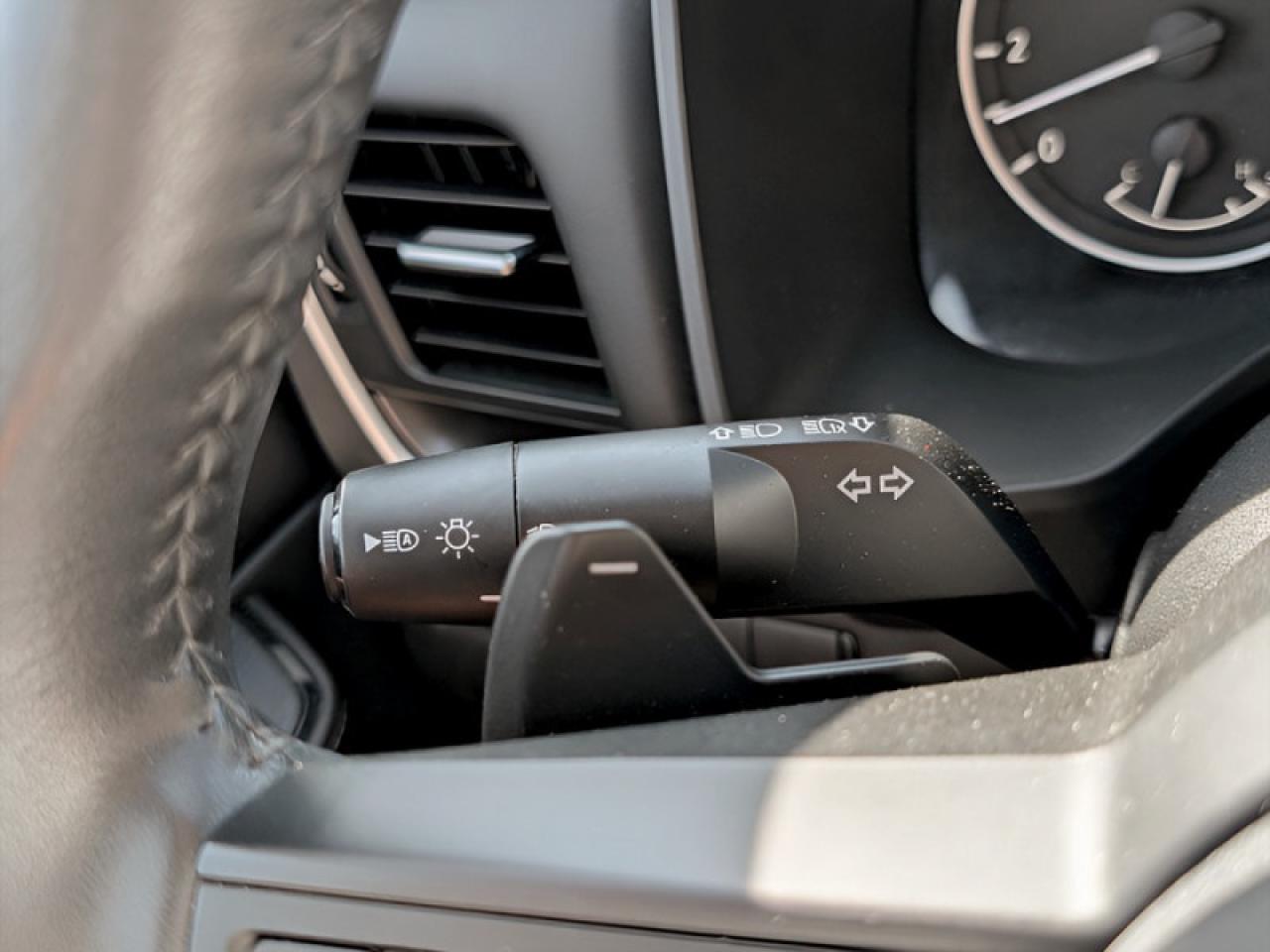 2024 Nissan Rogue SV Moonroof  **PANO ROOF - PWR GATE** Photo