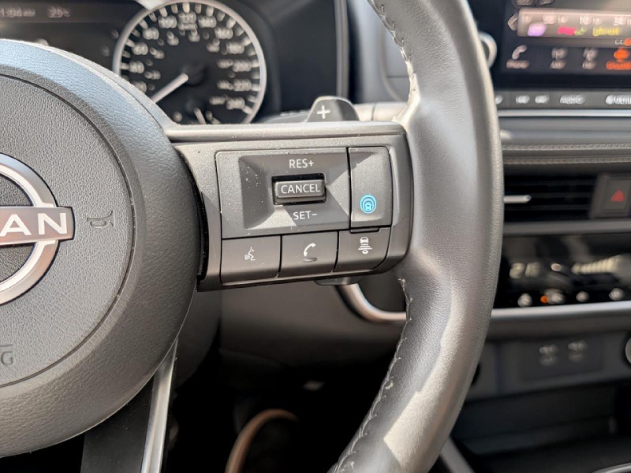 2024 Nissan Rogue SV Moonroof  **PANO ROOF - PWR GATE** Photo