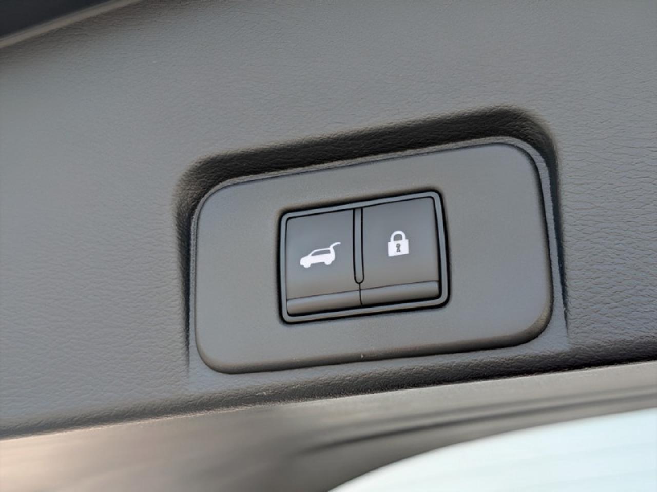 2024 Nissan Rogue SV Moonroof  **PANO ROOF - PWR GATE** Photo