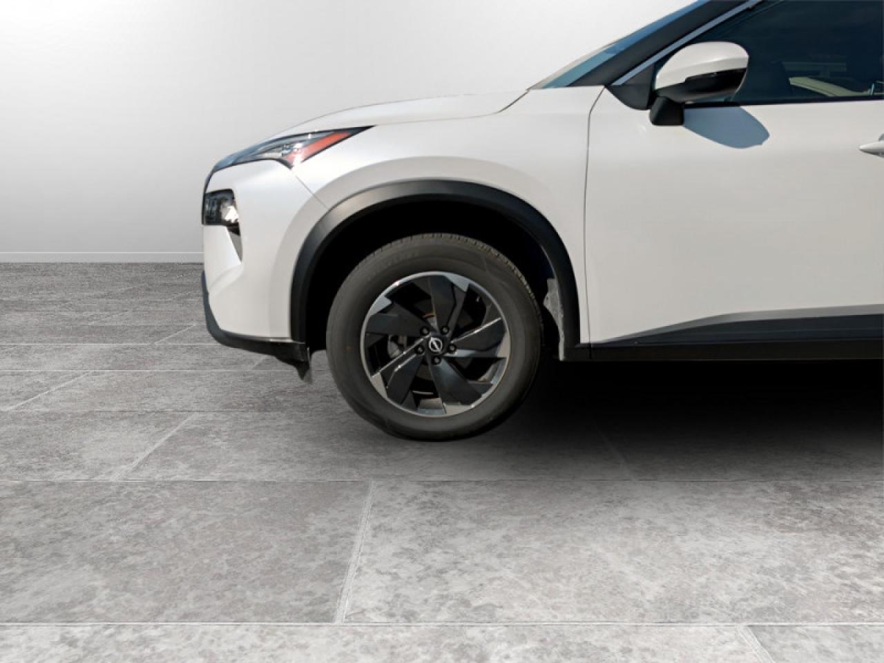 2024 Nissan Rogue SV Moonroof  **PANO ROOF - PWR GATE** Photo