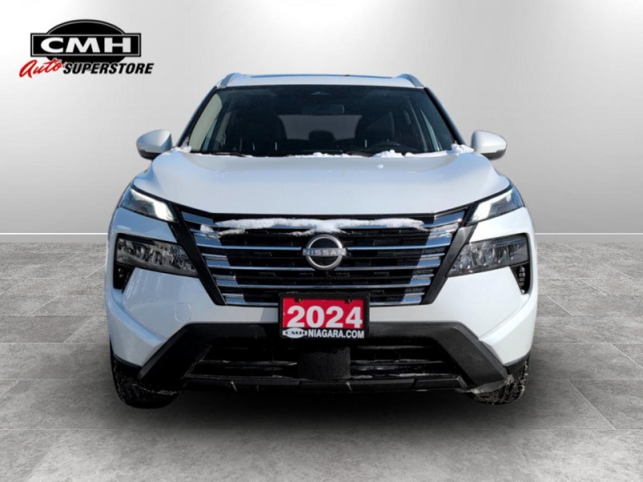 2024 Nissan Rogue SV Moonroof  **PANO ROOF - PWR GATE** Photo