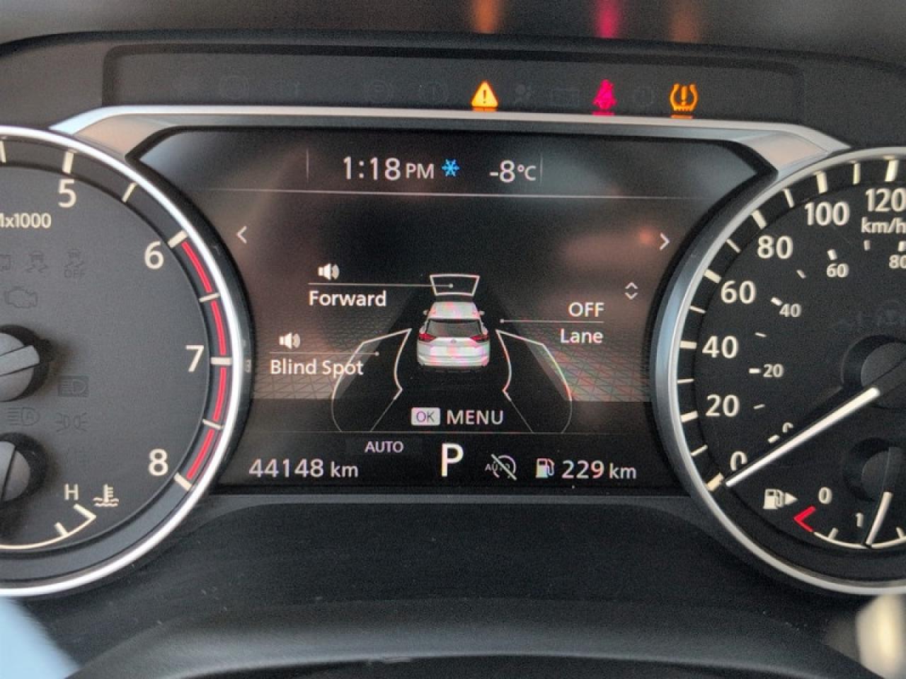 2024 Nissan Rogue SV Moonroof  **PANO ROOF - PWR GATE** Photo