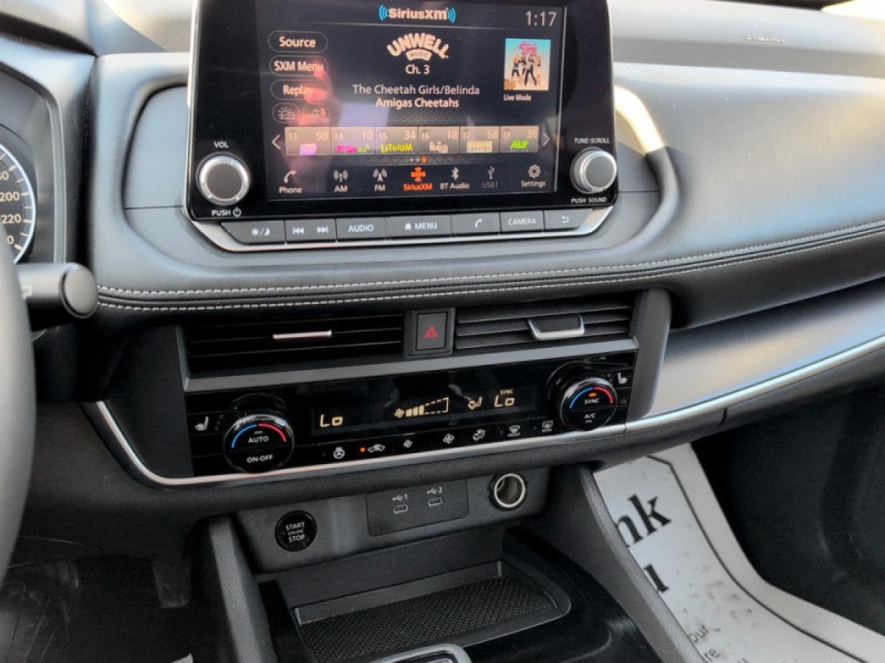 2024 Nissan Rogue SV Moonroof  **PANO ROOF - PWR GATE** Photo