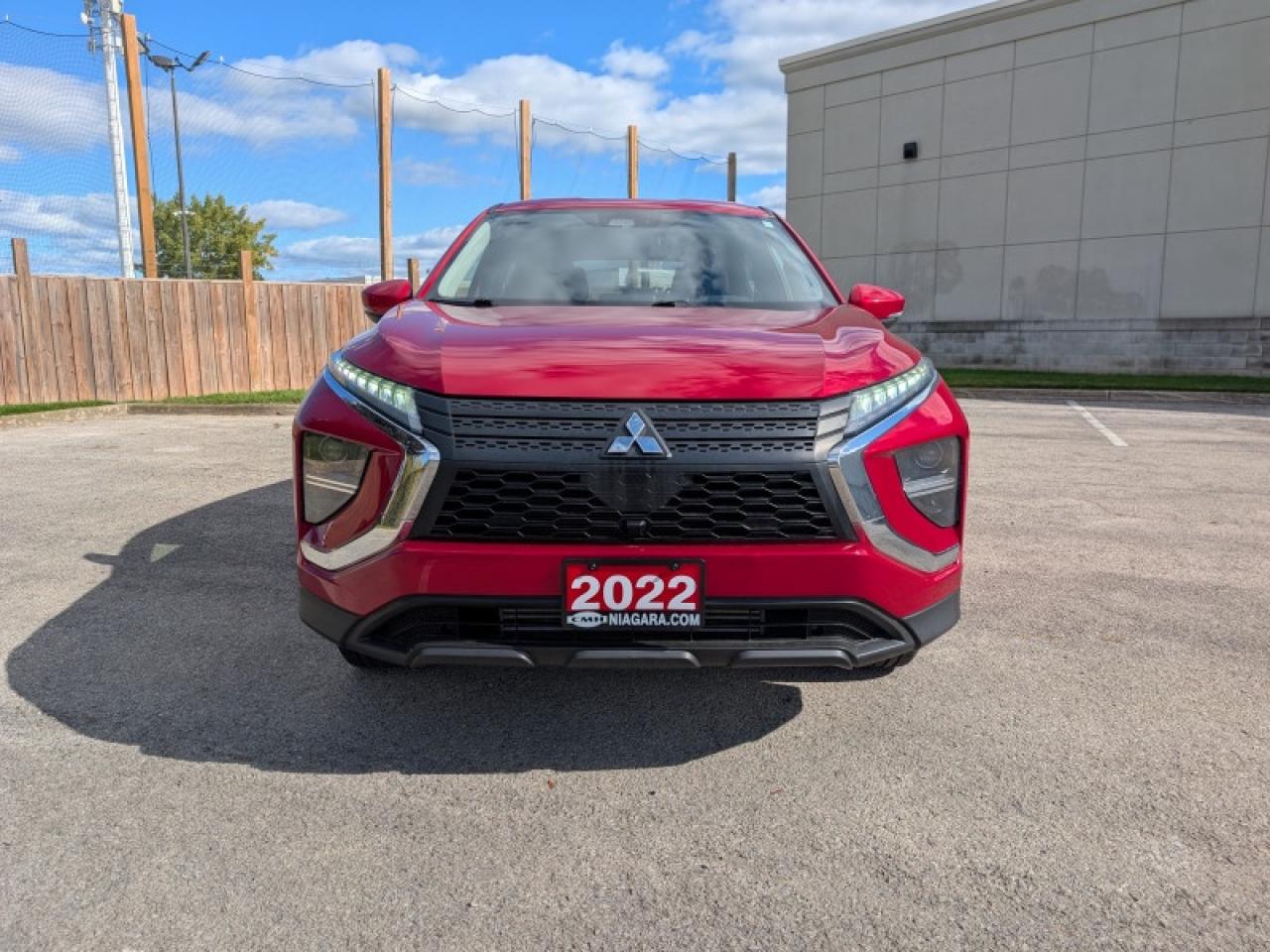 2022 Mitsubishi Eclipse Cross ES  **COL SENS - HTD SEATS** Photo