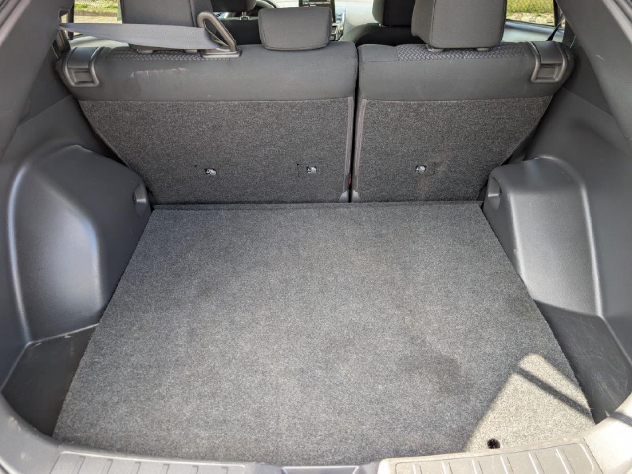 2022 Mitsubishi Eclipse Cross ES  **COL SENS - HTD SEATS** Photo