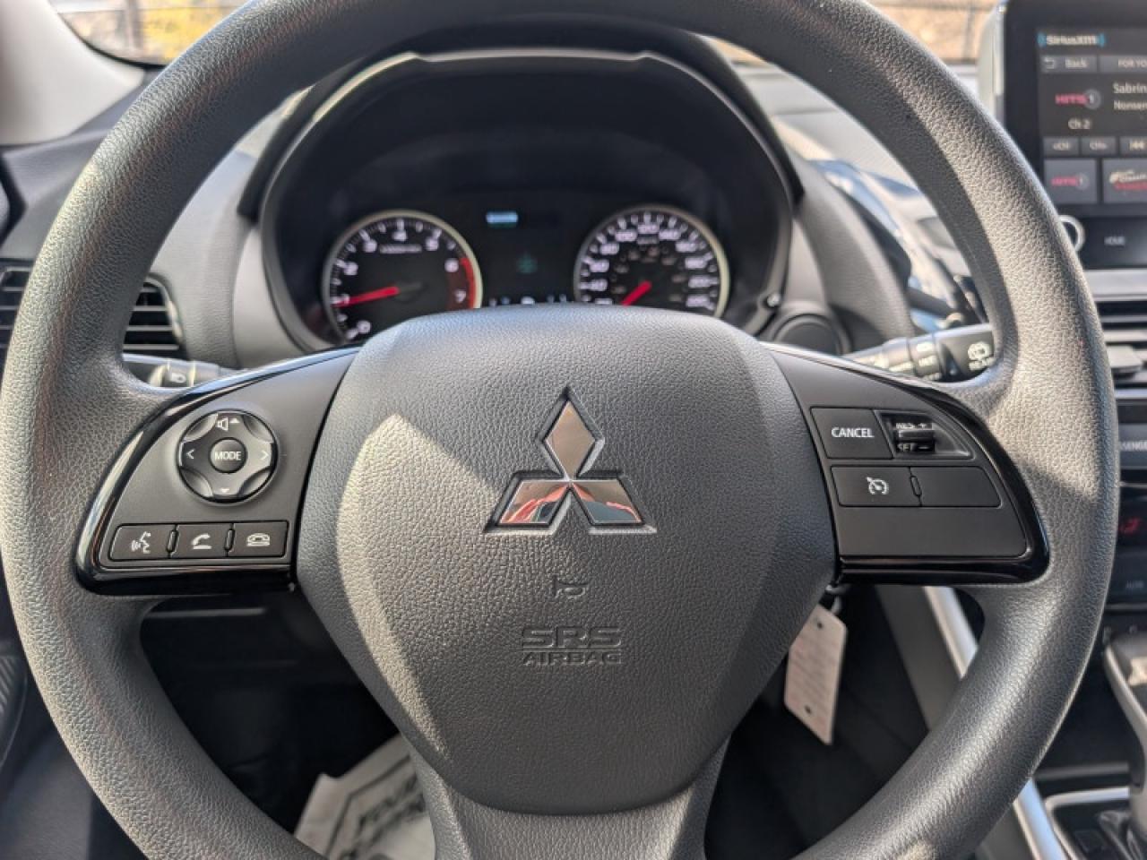2022 Mitsubishi Eclipse Cross ES  **COL SENS - HTD SEATS** Photo