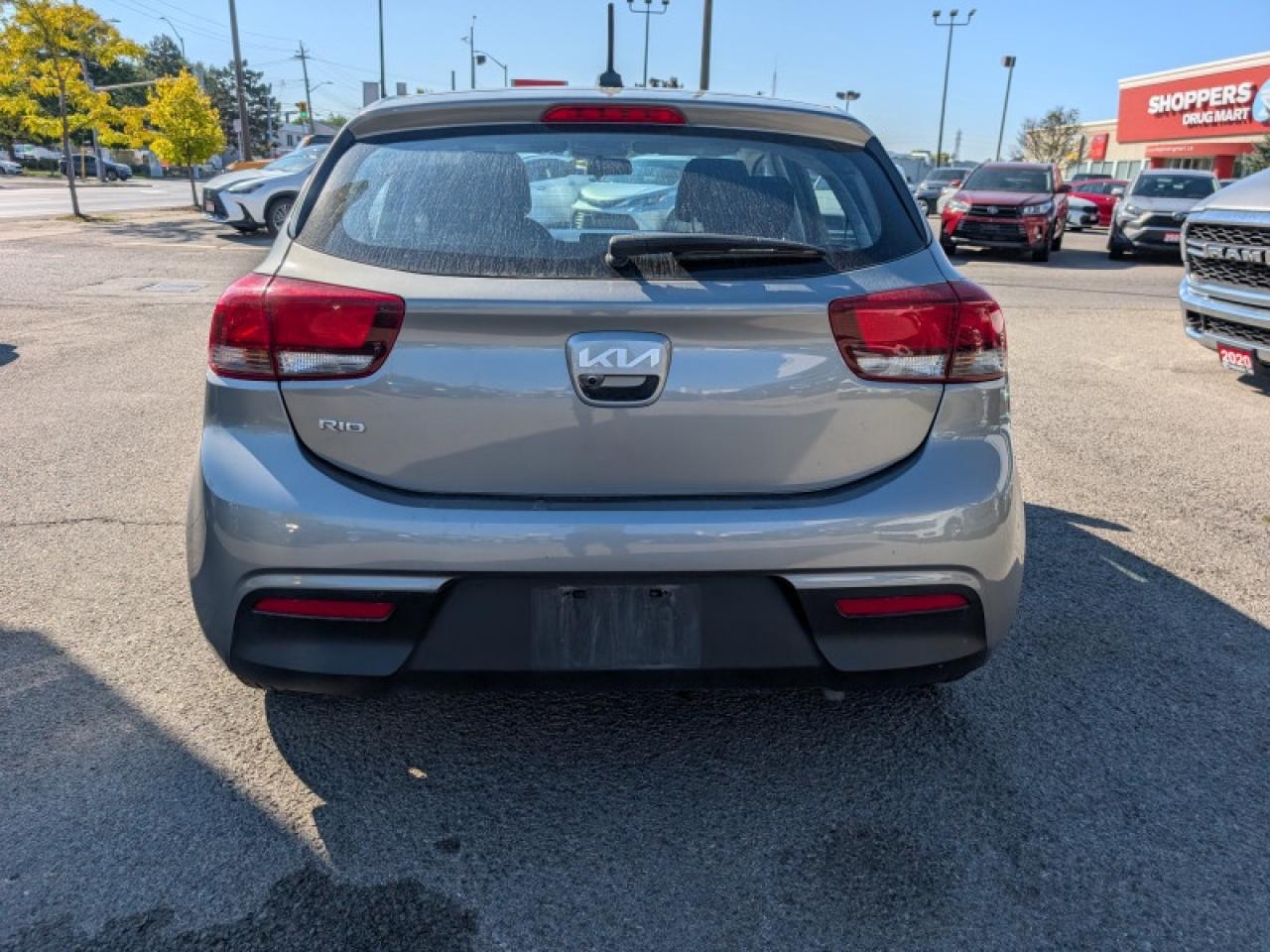 2022 Kia Rio 5-Door LX+  **REAR CAM - HTD SEATS** Photo