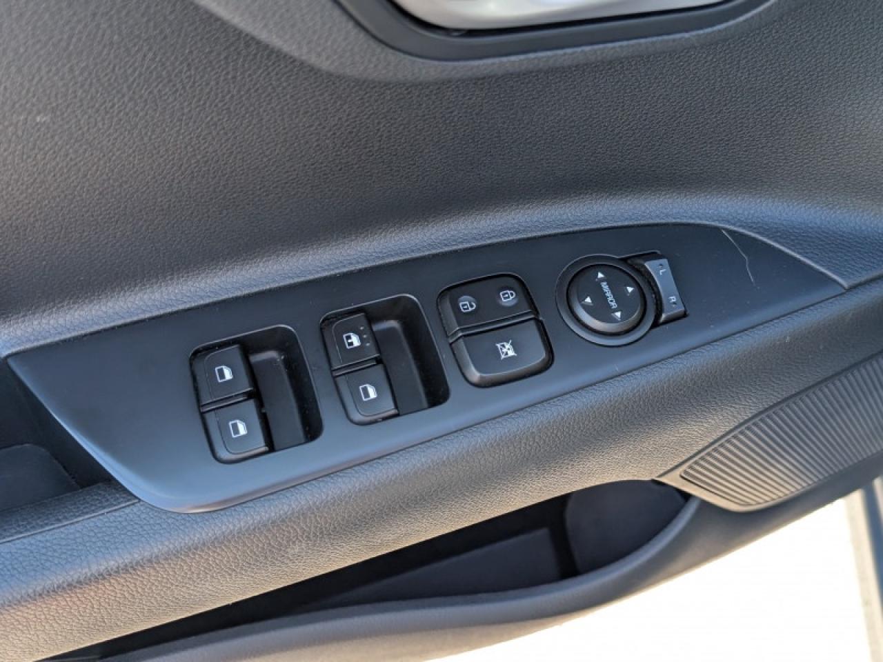 2022 Kia Rio 5-Door LX+  **REAR CAM - HTD SEATS** Photo