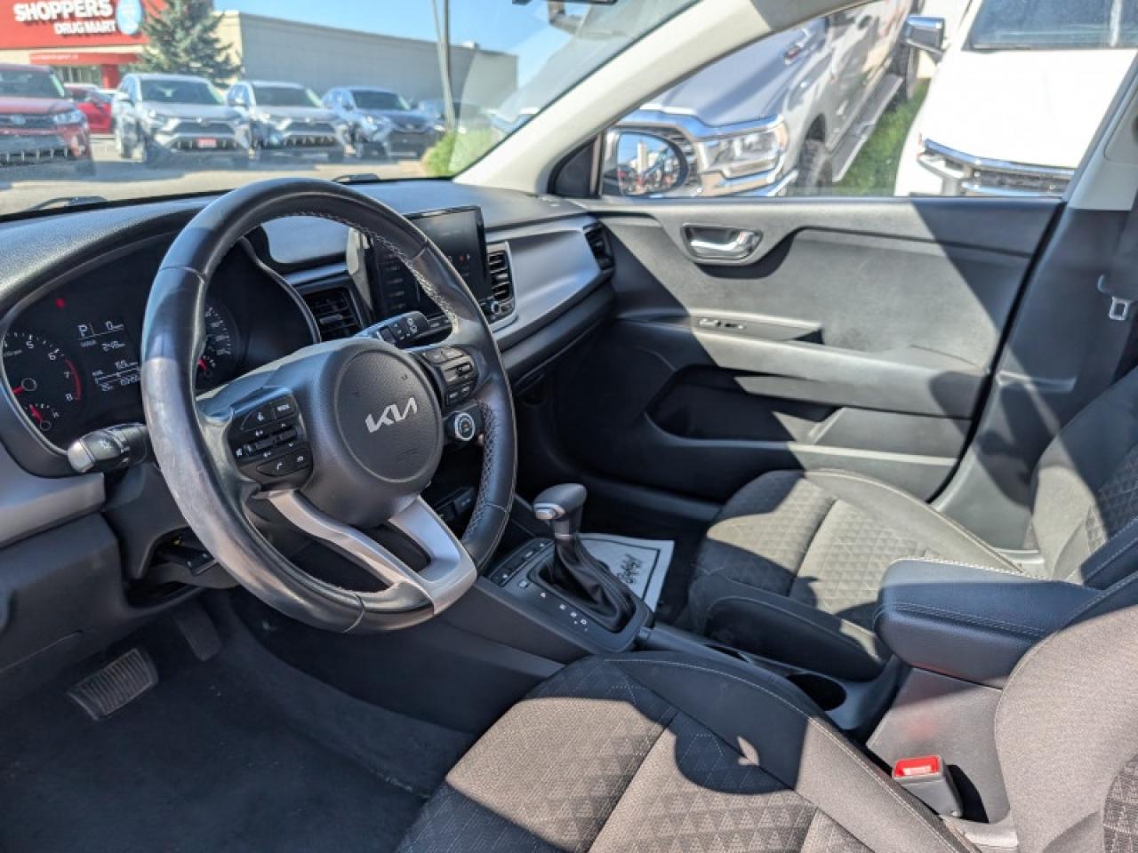 2022 Kia Rio 5-Door LX+  **REAR CAM - HTD SEATS** Photo